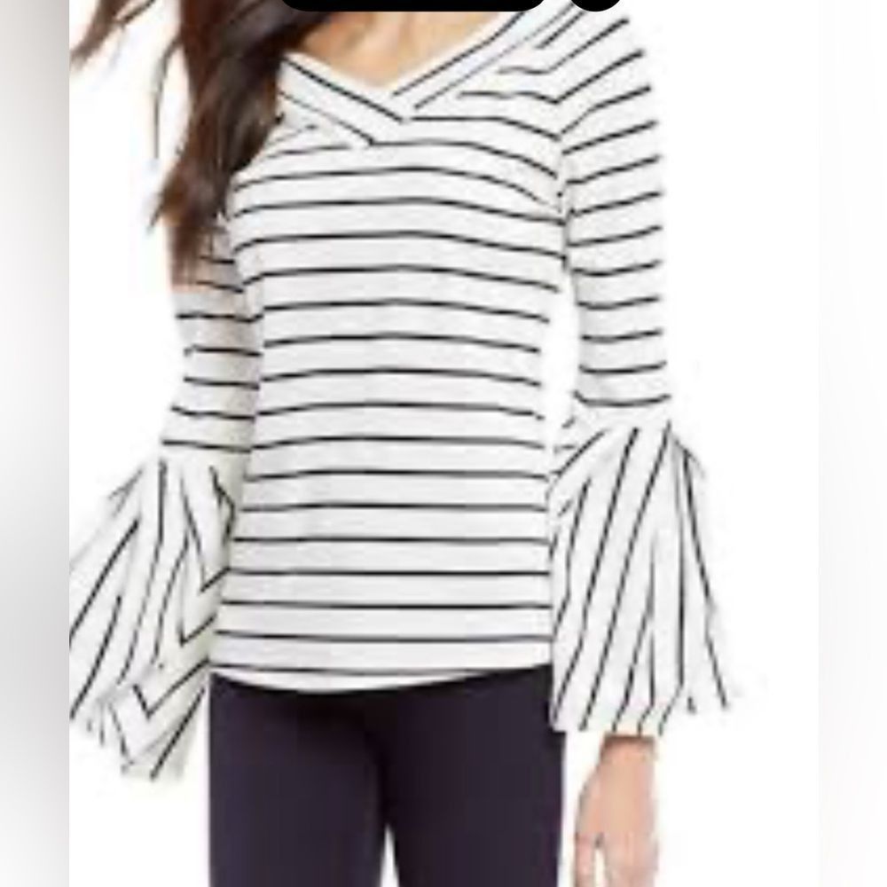 Other NWT Gibson,latimer size, large V-neck striped blue white Size L / US 10 / IT 46 - 1 Thumbnail