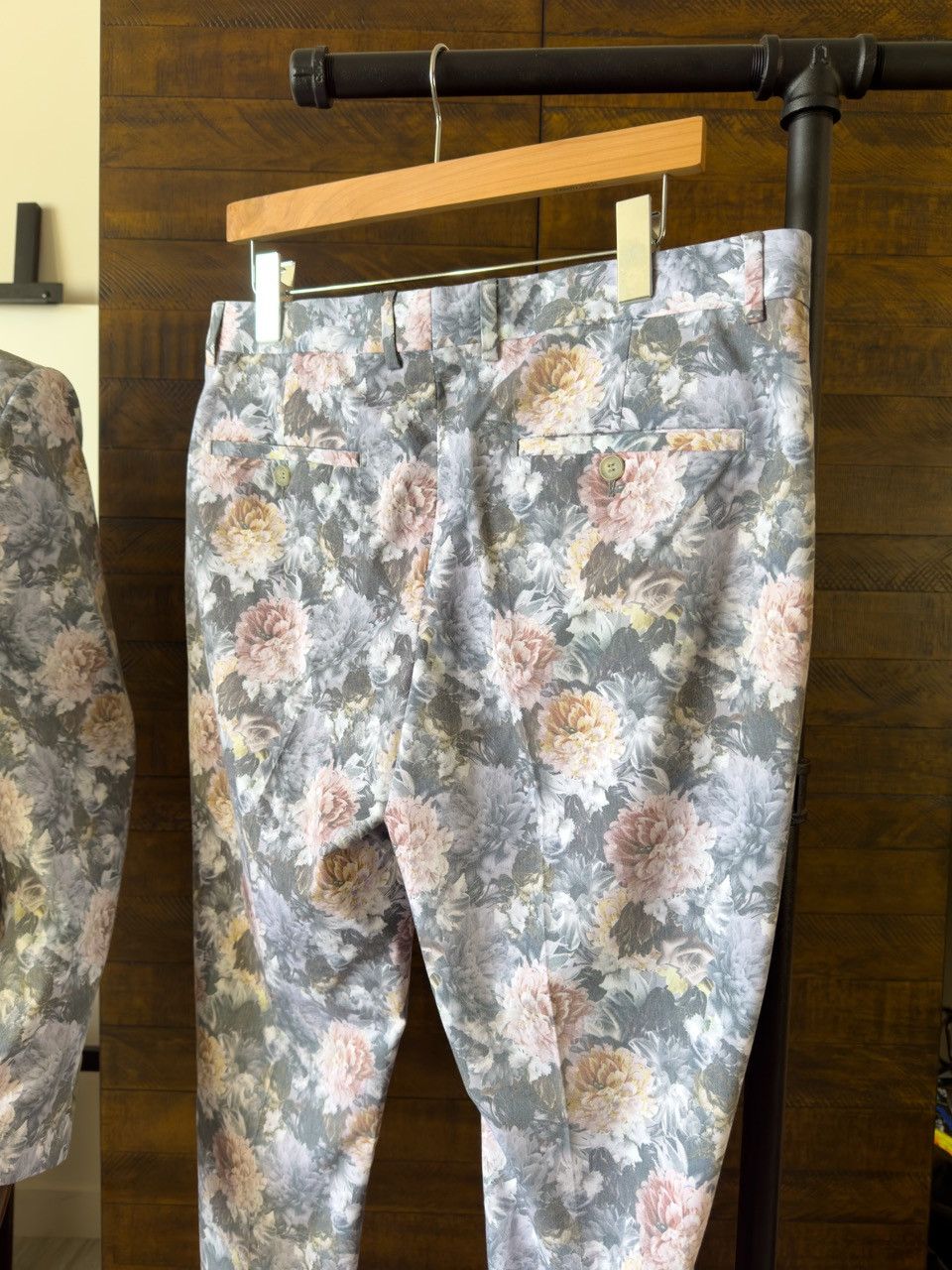 Boohoo boohooMAN Floral Print Skinny Fit Suit - 40R Size 40R - 8 Thumbnail