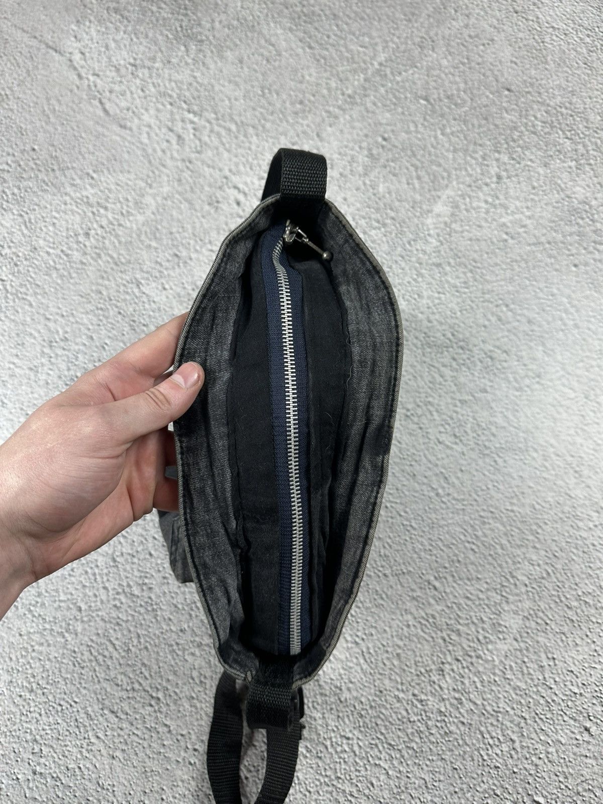Japanese Brand Crazy Multipocket Shoulder Bag Diesel Style Tote Y2K Size ONE SIZE - 8 Thumbnail