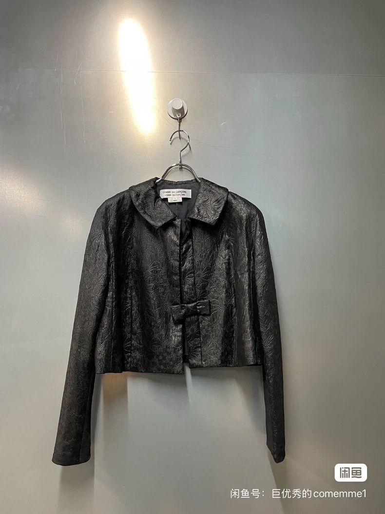 Comme des Garcons Comme Des Garcons Black lapel bow embellishment embossed d Size XS / US 0-2 / IT 36-38 - 2 Thumbnail
