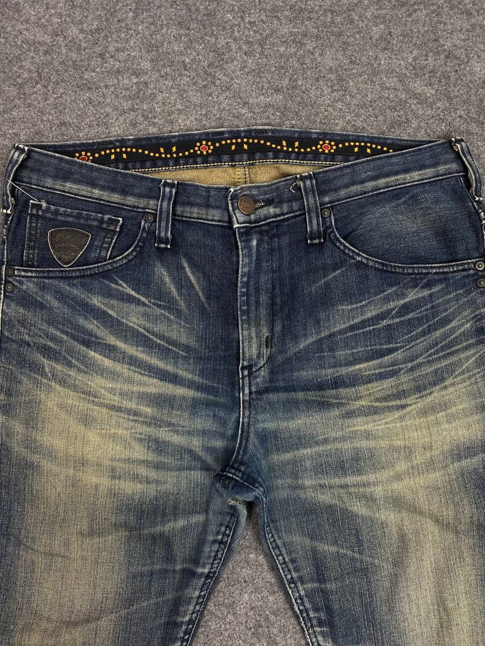 Edwin vintage edwin exclusive distressed denim nice rusty design Size US 36 / EU 52 - 9 Thumbnail