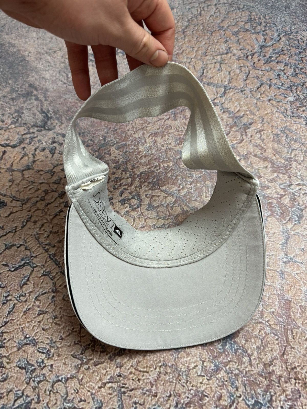 Adidas Adidas Flexfit 110 Sports Visor OSFA Cap vintage Size ONE SIZE - 6 Thumbnail