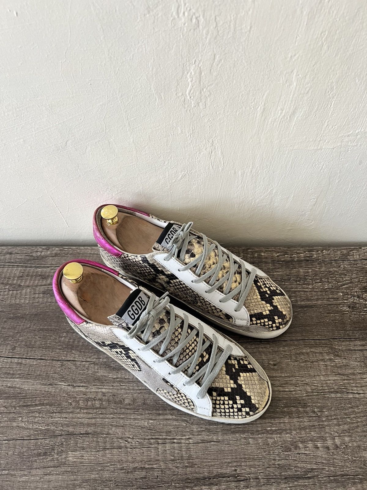 Golden Goose GOLDEN GOOSE SUPERSTAR LOW – PYTHON PRINT / PINK HEEL Size US 8 / EU 41 - 3 Thumbnail