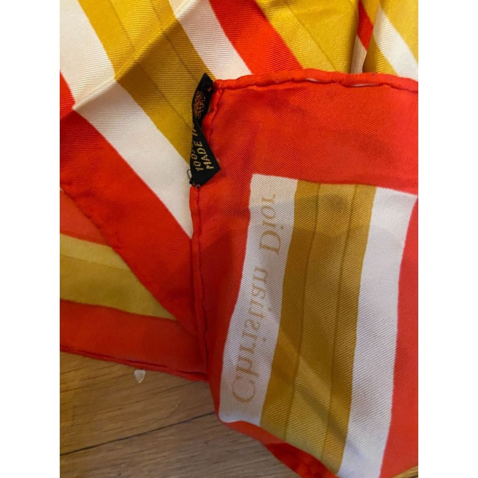 Christian Dior Monsieur Italy Christian Dior 100% Silk Hand Rolled 27" x 25" Scarf Size ONE SIZE - 3 Thumbnail