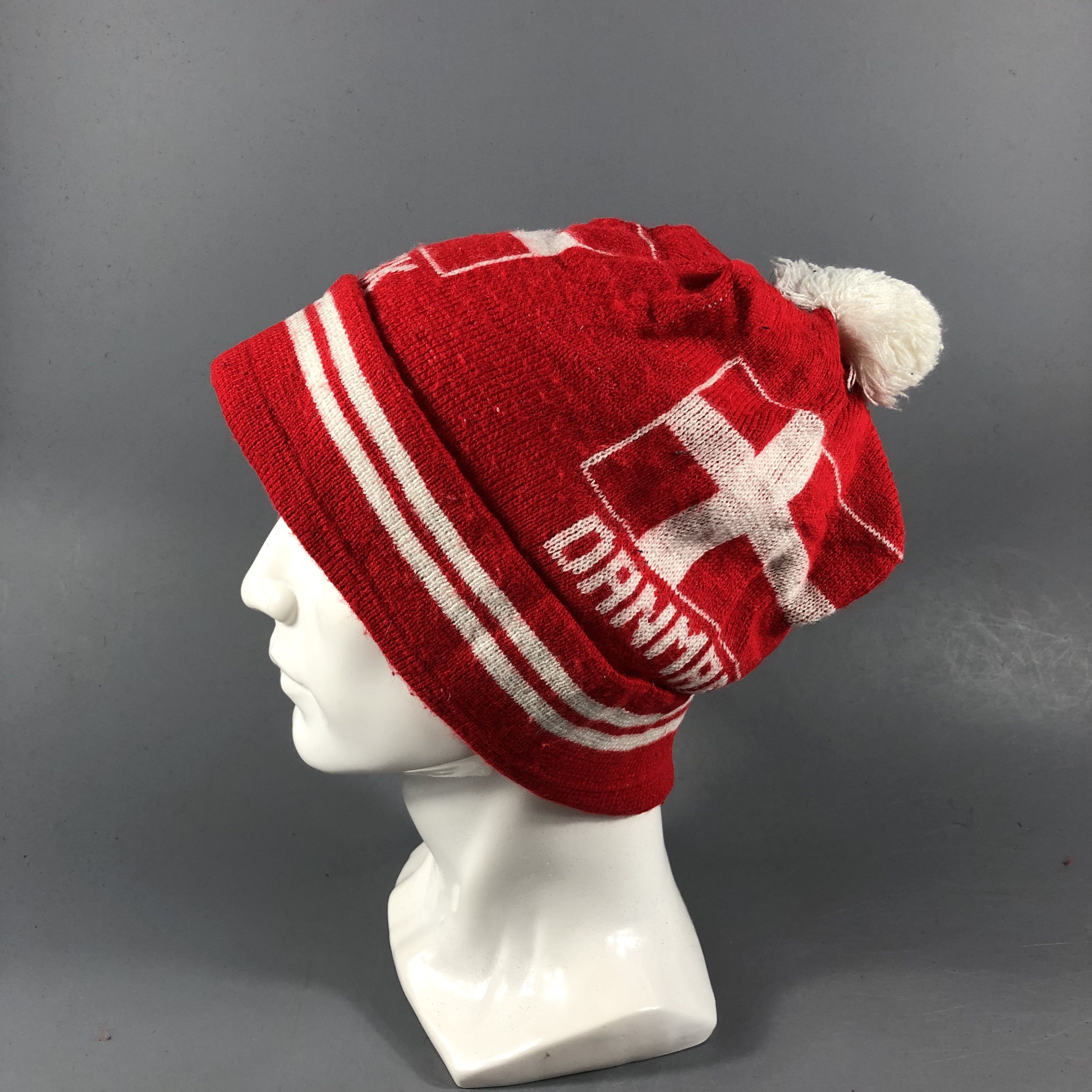 Vintage Denmark Slouchy Bobble Beanie Snowcap Snow Hat B1049 Size ONE SIZE - 1 Thumbnail