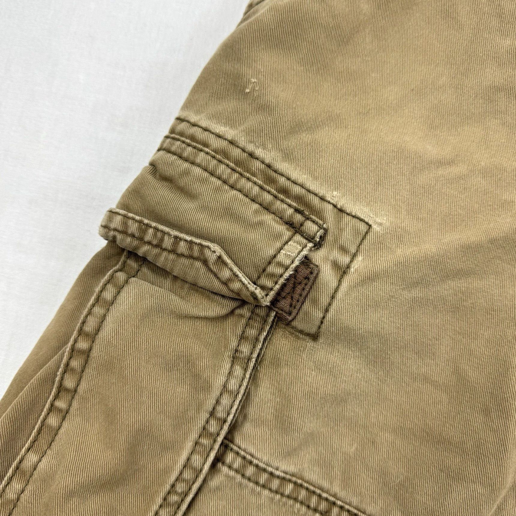 Old Navy VINTAGE Old Navy Cargo Shorts Men 33 Brown Casual Grunge Y2K 90s Skater Bags Baggy Size US 33 - 2 Thumbnail