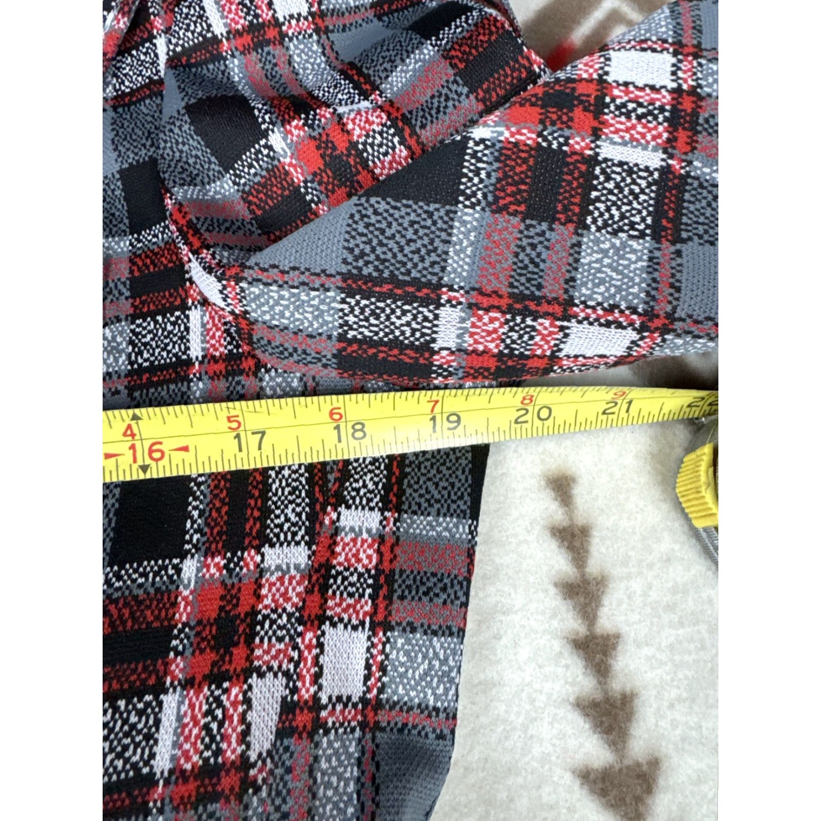 Vintage VINTAGE Bellini Plaid Blazer Sport Coat 70s Red Gray See Measurements Sz 39 Men Blazer Modern Sports 39 Gray Mens Size 40R - 5 Thumbnail