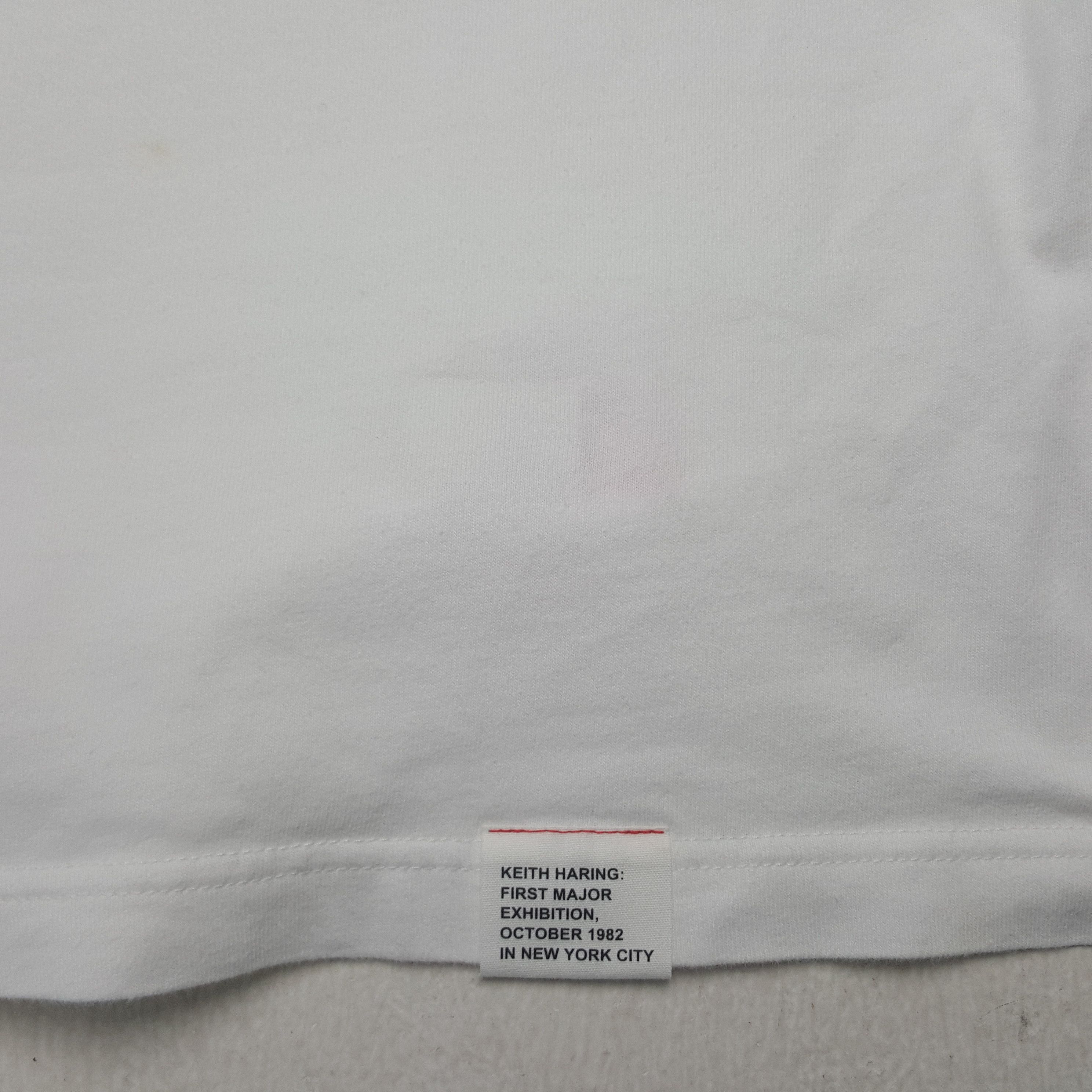 Keith Haring Vintage Keith Haring x Uniqlo Tshirt Size US L / EU 52-54 / 3 - 7 Thumbnail