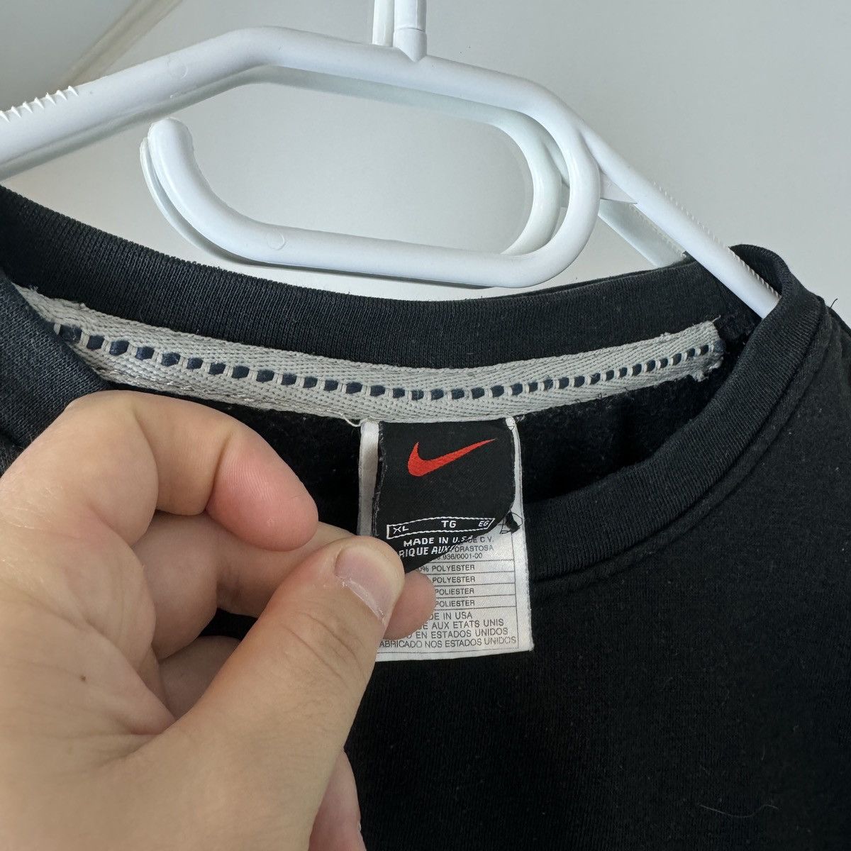Nike Nike Vintage Big Logo Sweatshirt Y2K Style Oversized Size US S / EU 44-46 / 1 - 5 Thumbnail