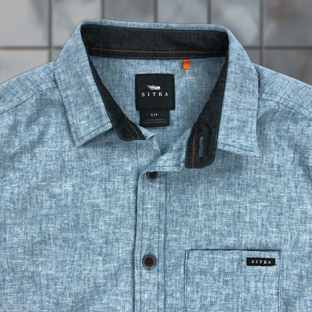 SITKA SITKA Shirt Short Sleeve Button Up Mens S Blue Heather Casual Travel Modern Outdoor 21" Chest Size US S / EU 44-46 / 1 - 1 Thumbnail