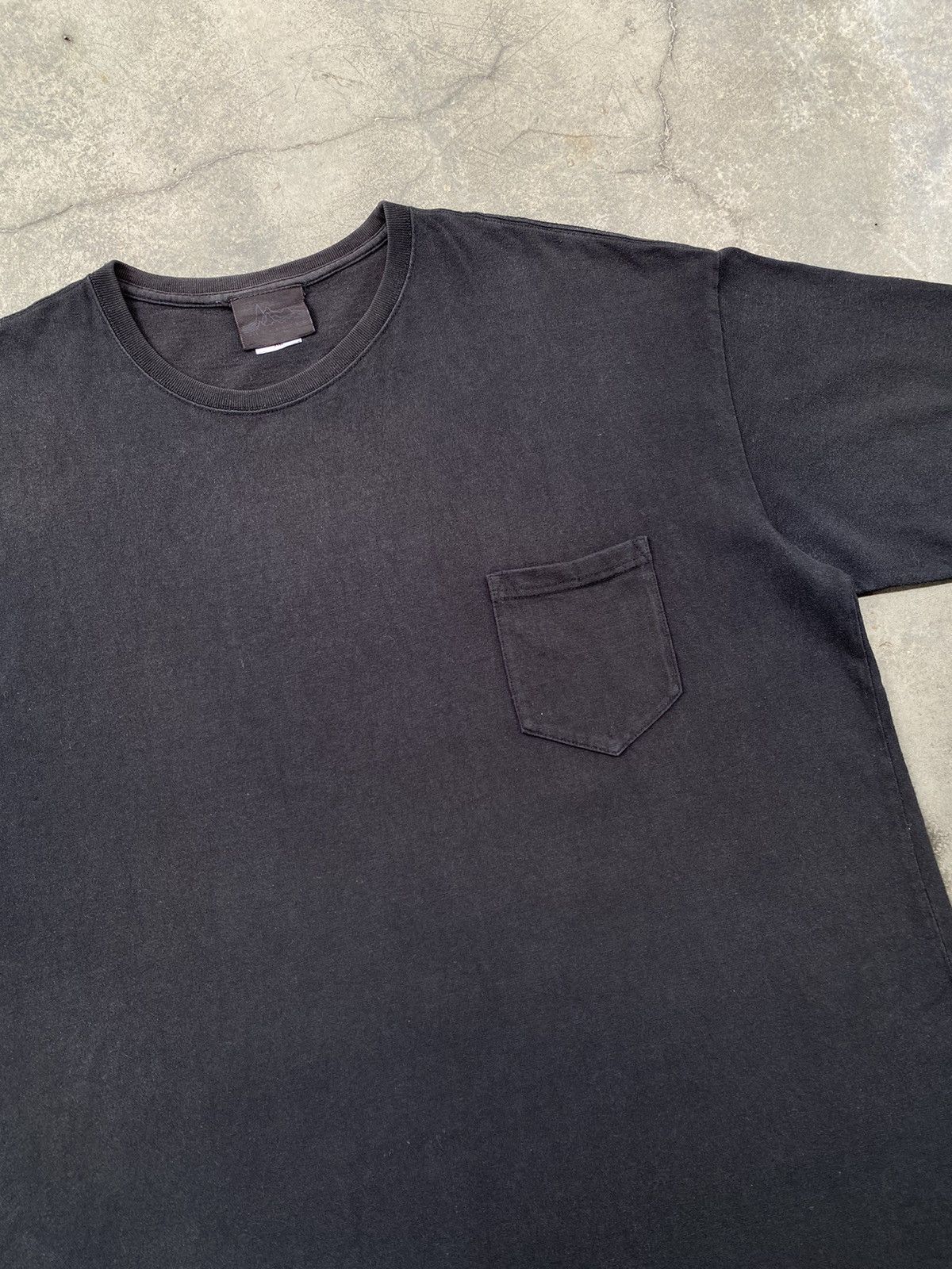 Vintage All Around No Pleasures Pocket Back Print Tees