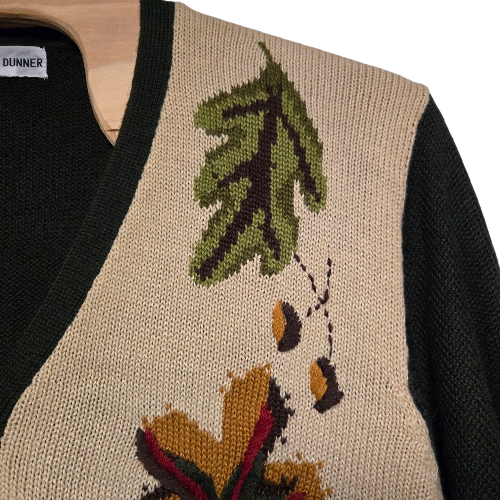 Vintage VINTAGE Alfred Dunner Cardigan Sweater Knit Embroidered Green Roses 2XL Women Fall/Autumn Size XXL / US 16-18 / IT 52-54 - 4 Thumbnail