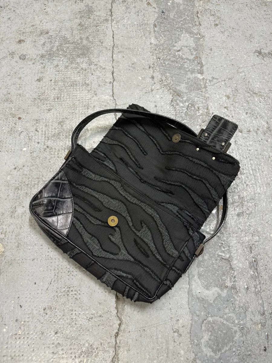 Just Cavalli 2000s Cavalli Crocodile Buckle Black Exotic Handle Bag Size ONE SIZE - 3 Thumbnail