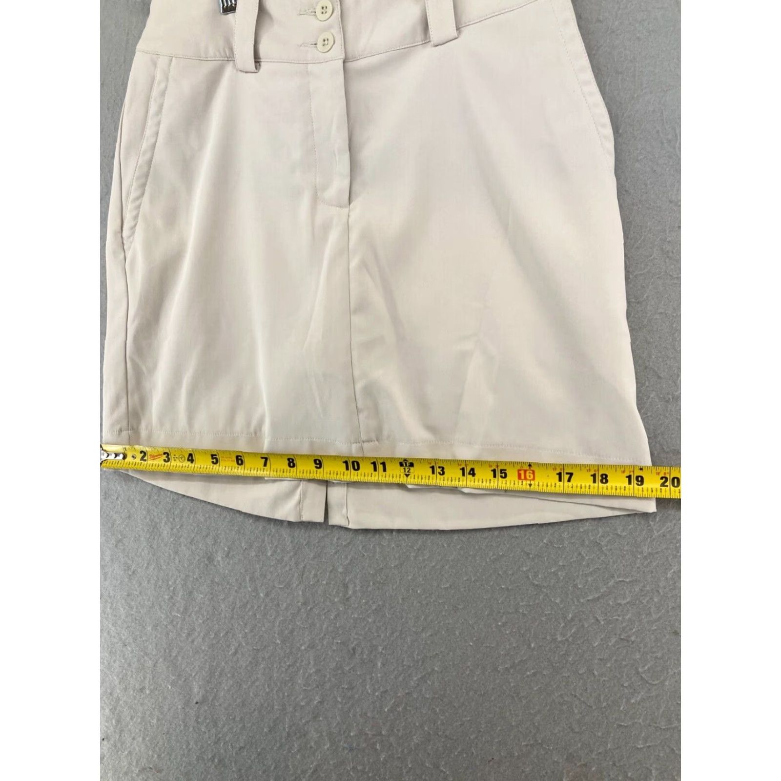 Nike Nike Tour Skirt Womens 26 Small Khaki Beige Golf Athletic Activewear 90s Logo Nike Womens Skirt Short Athletic Golf Size 26" / US 2 / IT 38 - 4 Thumbnail