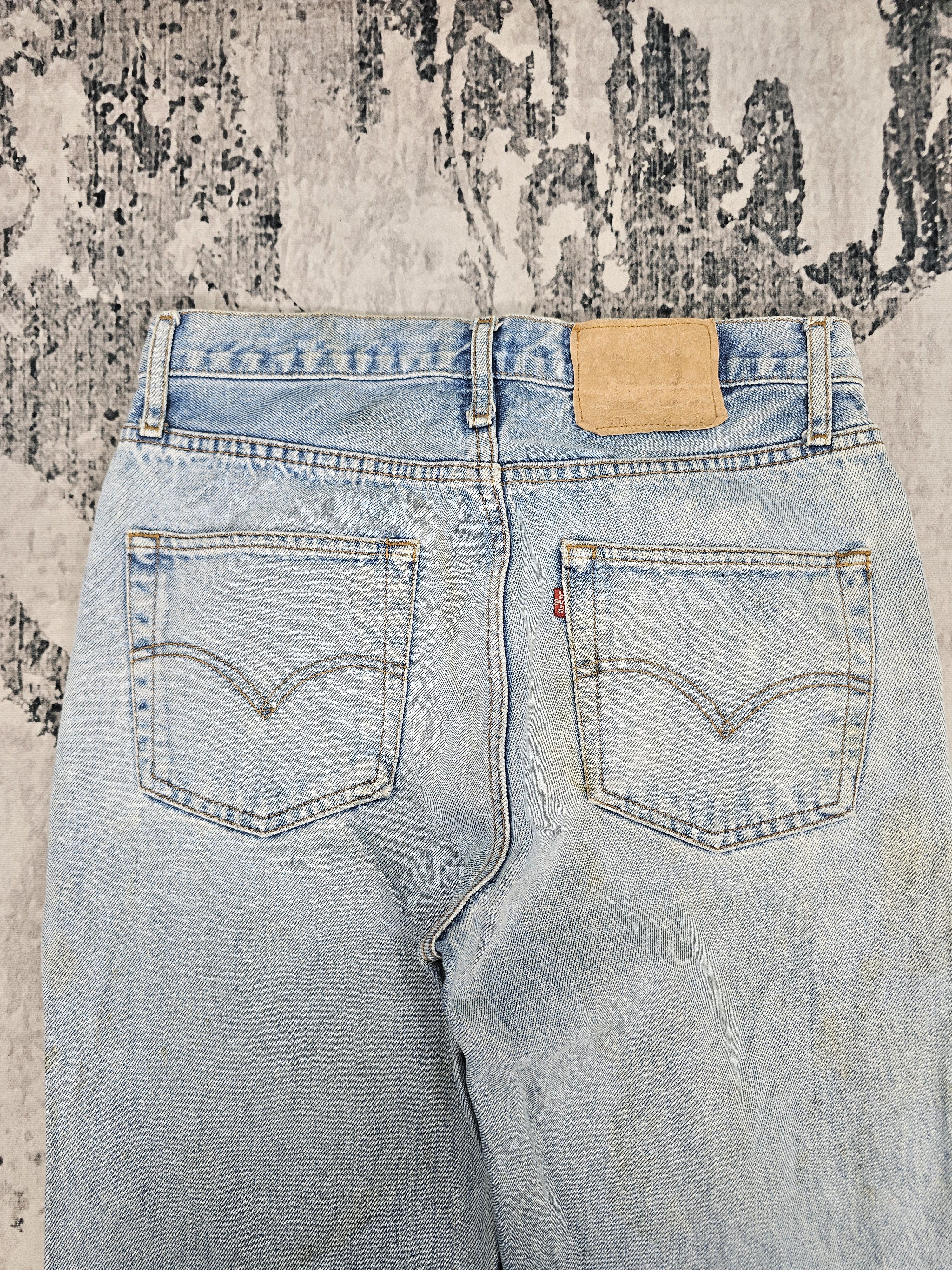 Levi's Vintage Clothing Vtg 90's LEVIS 501 Stain Faded Jeans Made In USA L0550 Size US 28 / EU 44 - 10 Thumbnail
