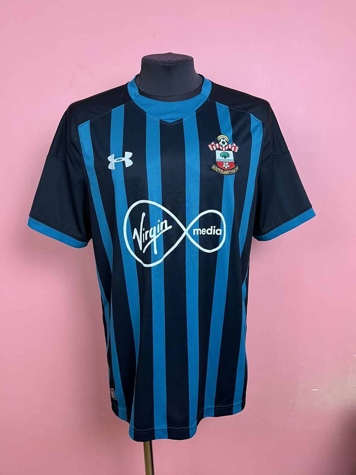Under Armour Under armour Southampton soccer jersey football sale Size US XL / EU 56 / 4 - 1 Thumbnail
