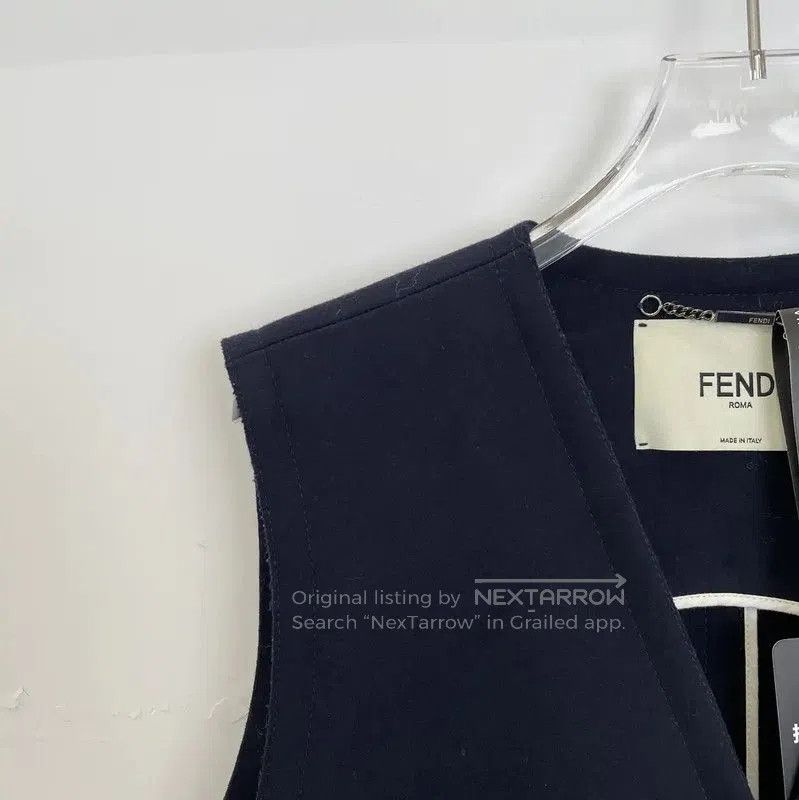 Fendi Fendi Black Wool Women's Jacket with Fur Details . Size M / US 6-8 / IT 42-44 - 3 Thumbnail
