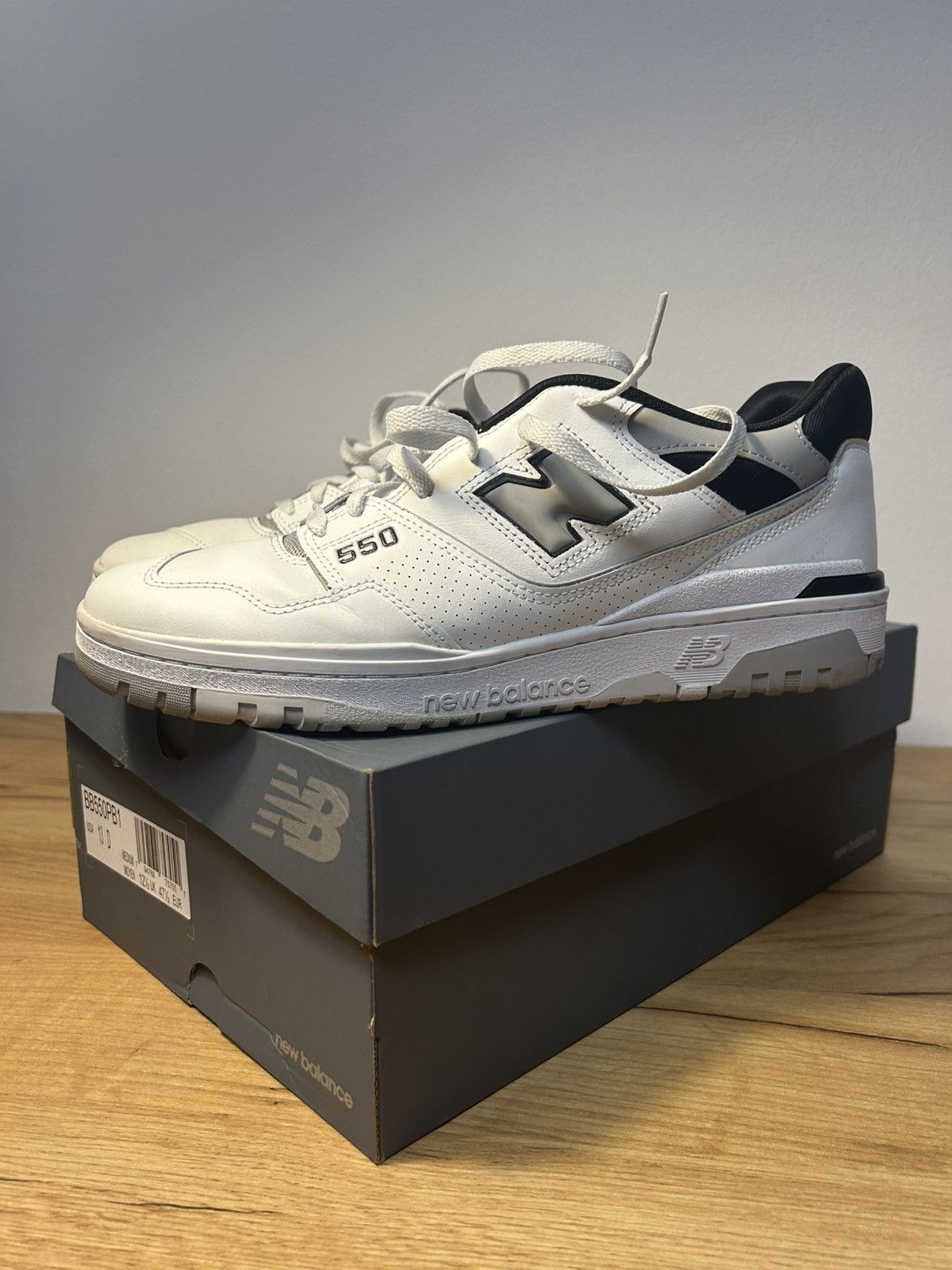 New Balance 550 White Concrete Black