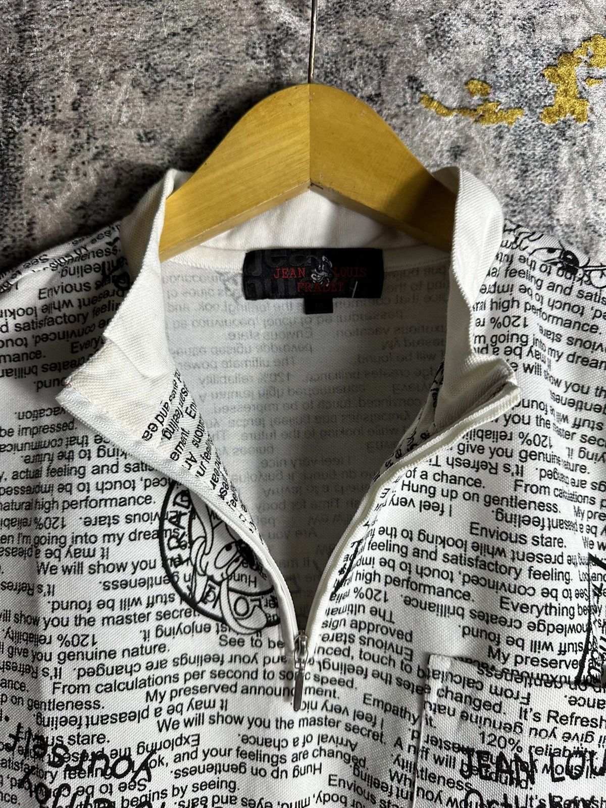 20471120 JEAN PAUL GAULTIER STYLE SHIRT AOP QUOTES TEXT SHORT SLEEVE Size US L / EU 52-54 / 3 - 7 Thumbnail