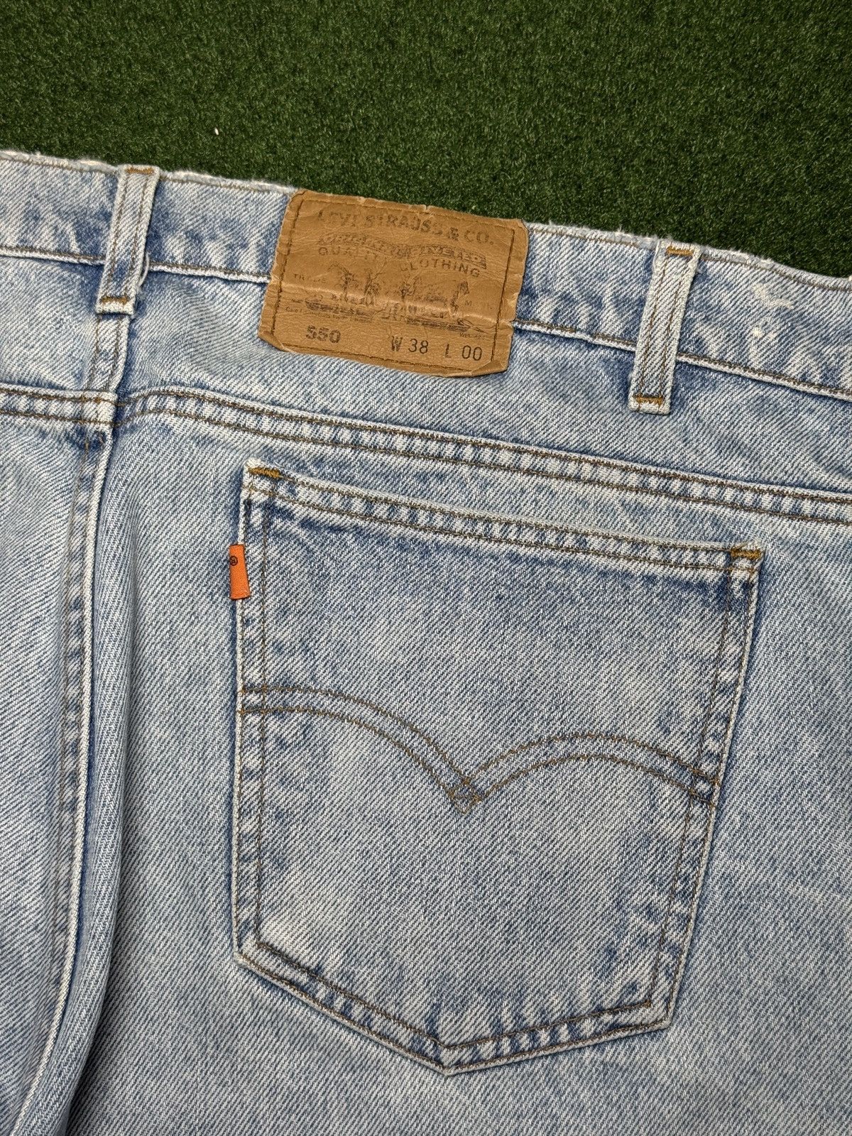 Levi's Vintage Clothing Vtg 90s Levi’s 550 Jorts Relaxed Light Wash Denim Shorts Size US 38 / EU 54 - 2 Thumbnail