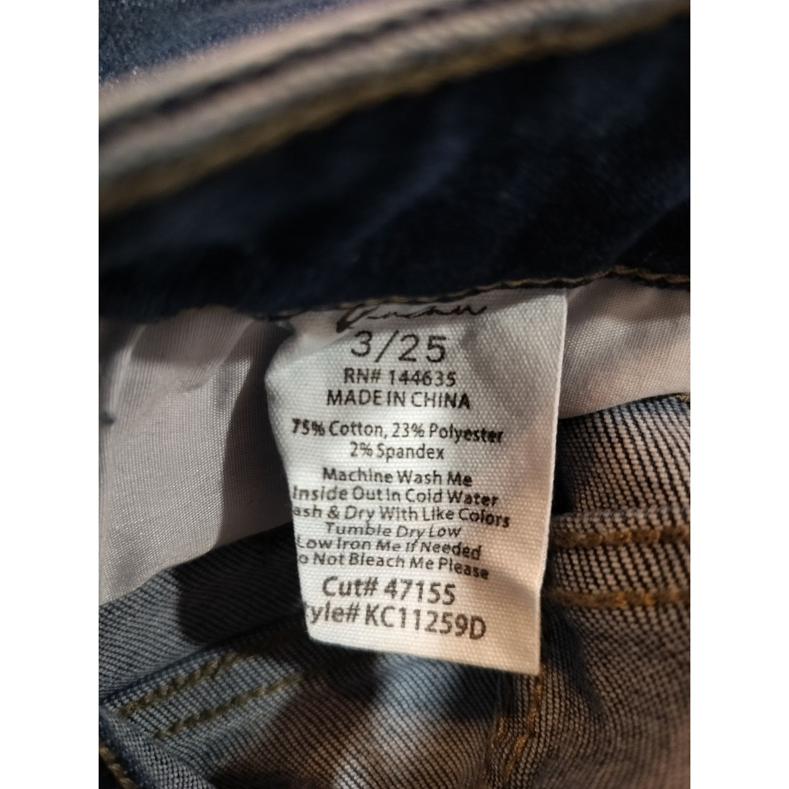 Other KanCan Essentials High Rise Bootcut Jeans Raw Hem 3/25 Size 25" / US 0 / IT 36 - 11 Thumbnail