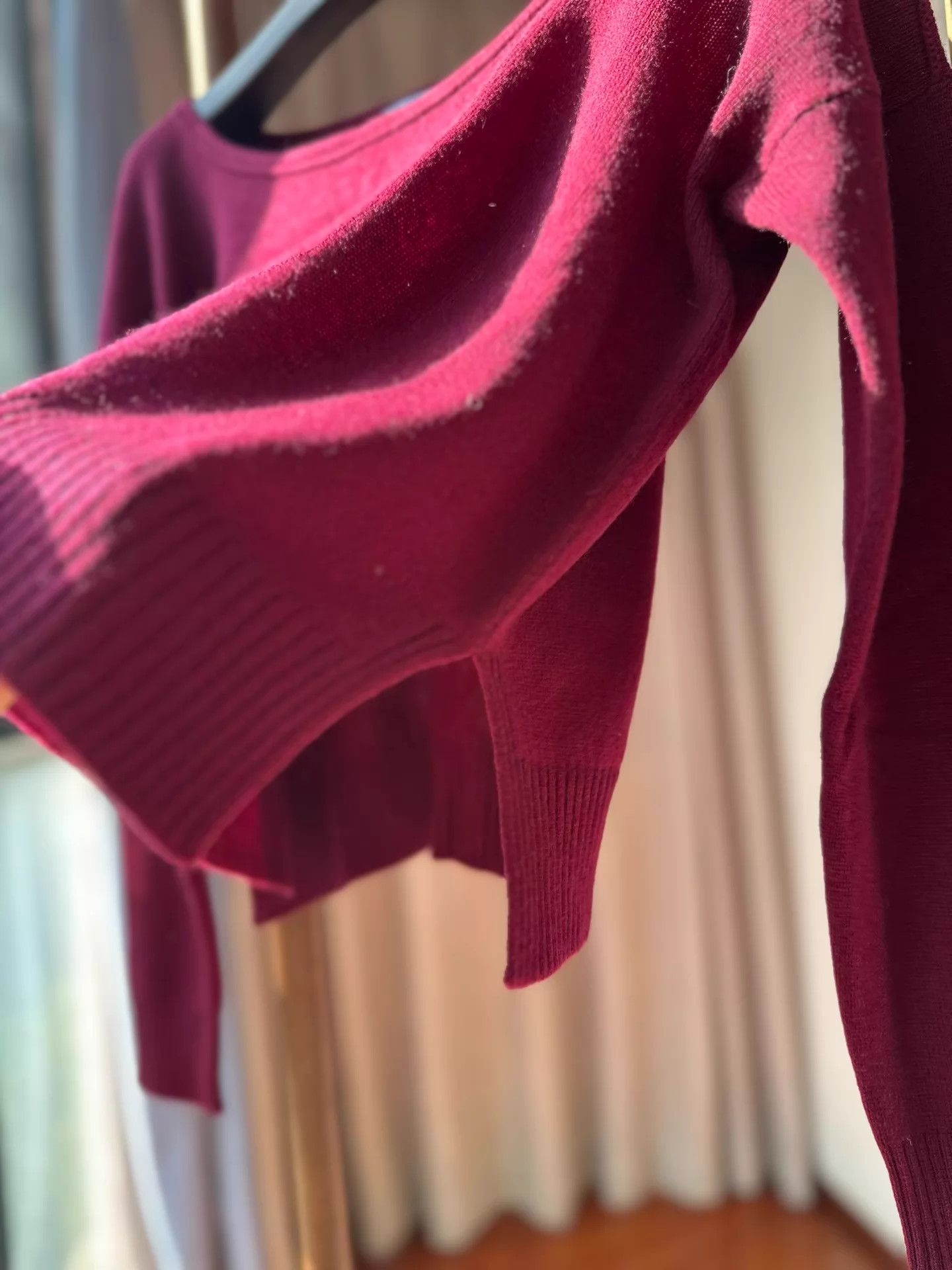 Prada Prada 100% Cashmere Knit Top 38 Side Slits Like New Size XS / US 0-2 / IT 36-38 - 4 Thumbnail