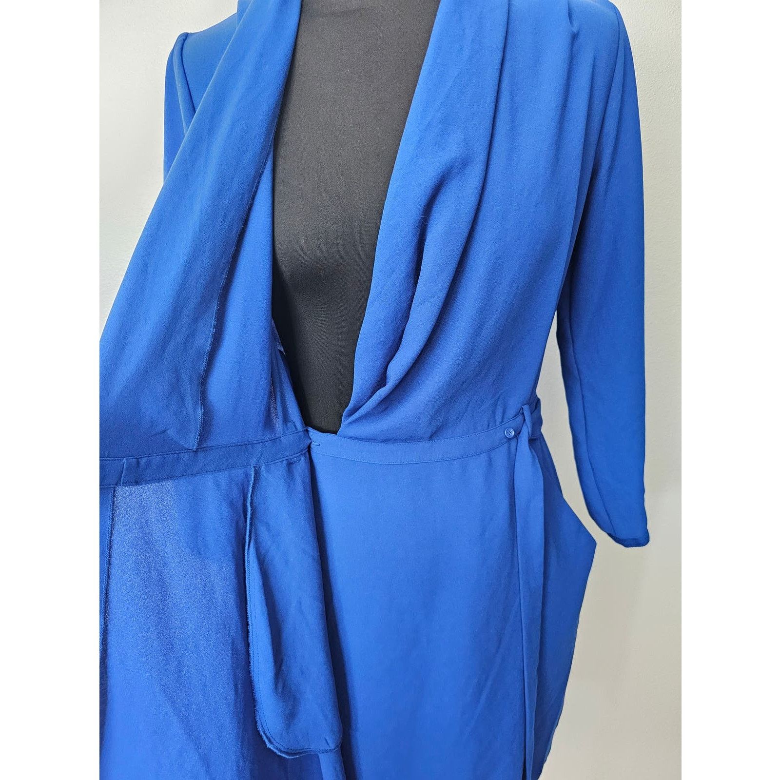 Aritzia EUC Wilfred Aritzia Franca Wrap Royal Blue Mini Dress 2 Size XS / US 0-2 / IT 36-38 - 4 Thumbnail