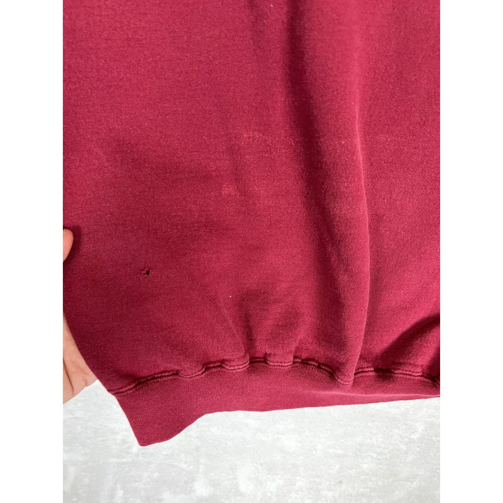 Vintage VINTAGE Curves for Women Sweatshirt Crewneck L Maroon Women's Pullover Sweatshirt Embroidered Logo Fitness 90s Men? Girls? Wait. Size L / US 10 / IT 46 - 4 Thumbnail