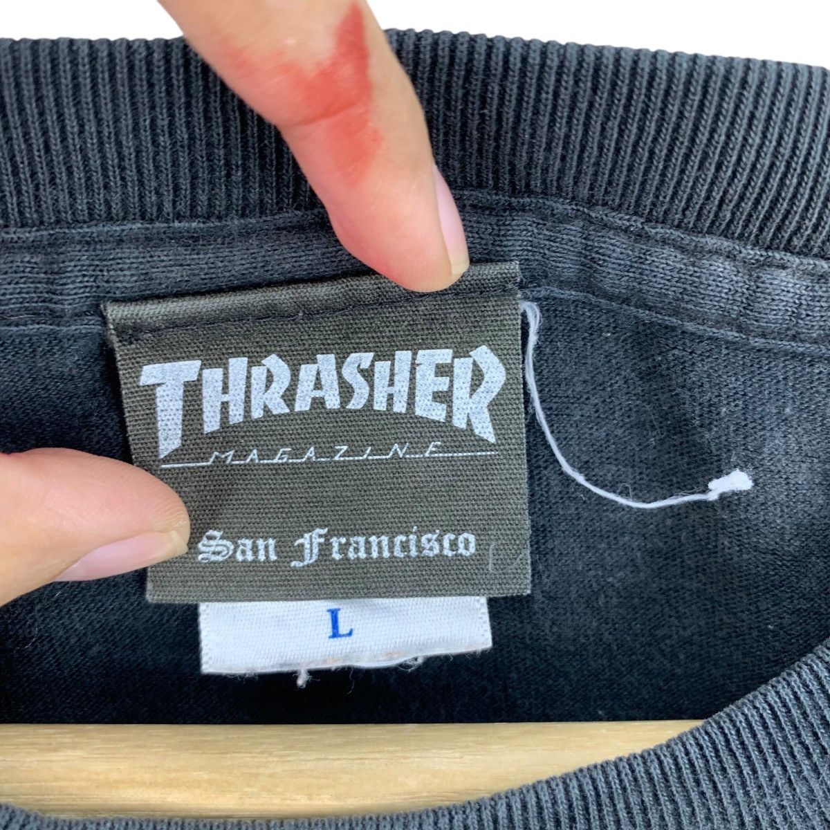 Vintage Vintage TRASHER SKATEBOARD MAGAZINE Tokyo Store Tee Shirt Size US L / EU 52-54 / 3 - 6 Thumbnail