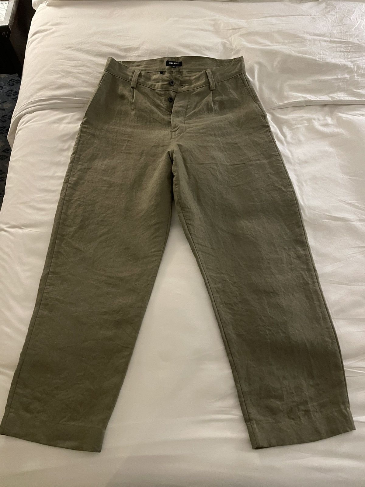 Evan Kinori Single Pleat Linen Trouser Size US 30 / EU 46 - 1 Thumbnail