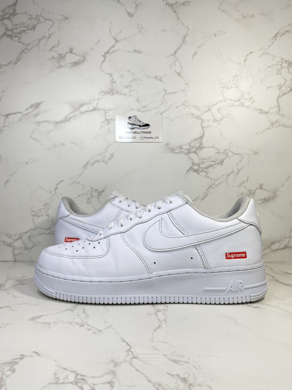 Nike × Supreme Supreme x Air Force 1 Low 'Box Logo - White' Size US 9 / EU 42 - 2 Thumbnail