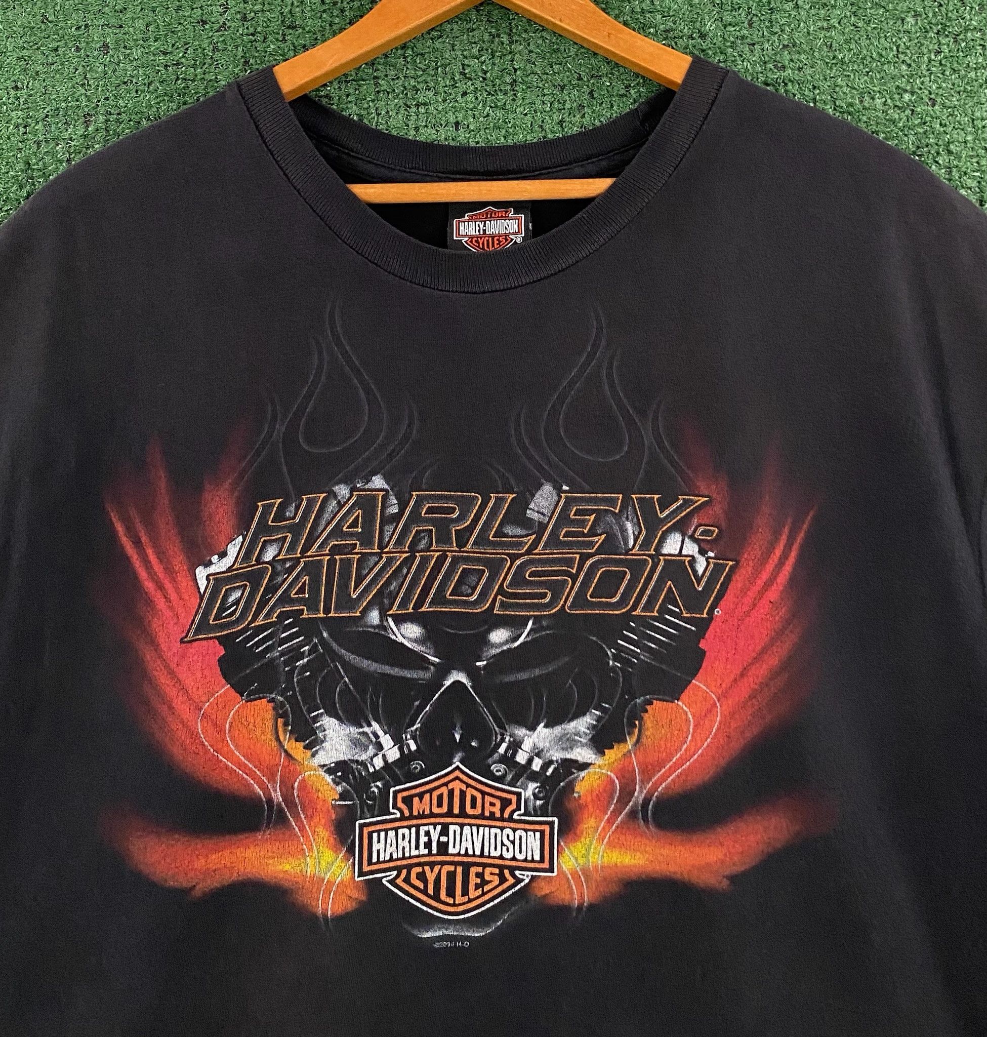 Harley Davidson Harley Davidson Biker Skull Flames Sleeveless T-Shirt XL Size US XL / EU 56 / 4 - 2 Thumbnail