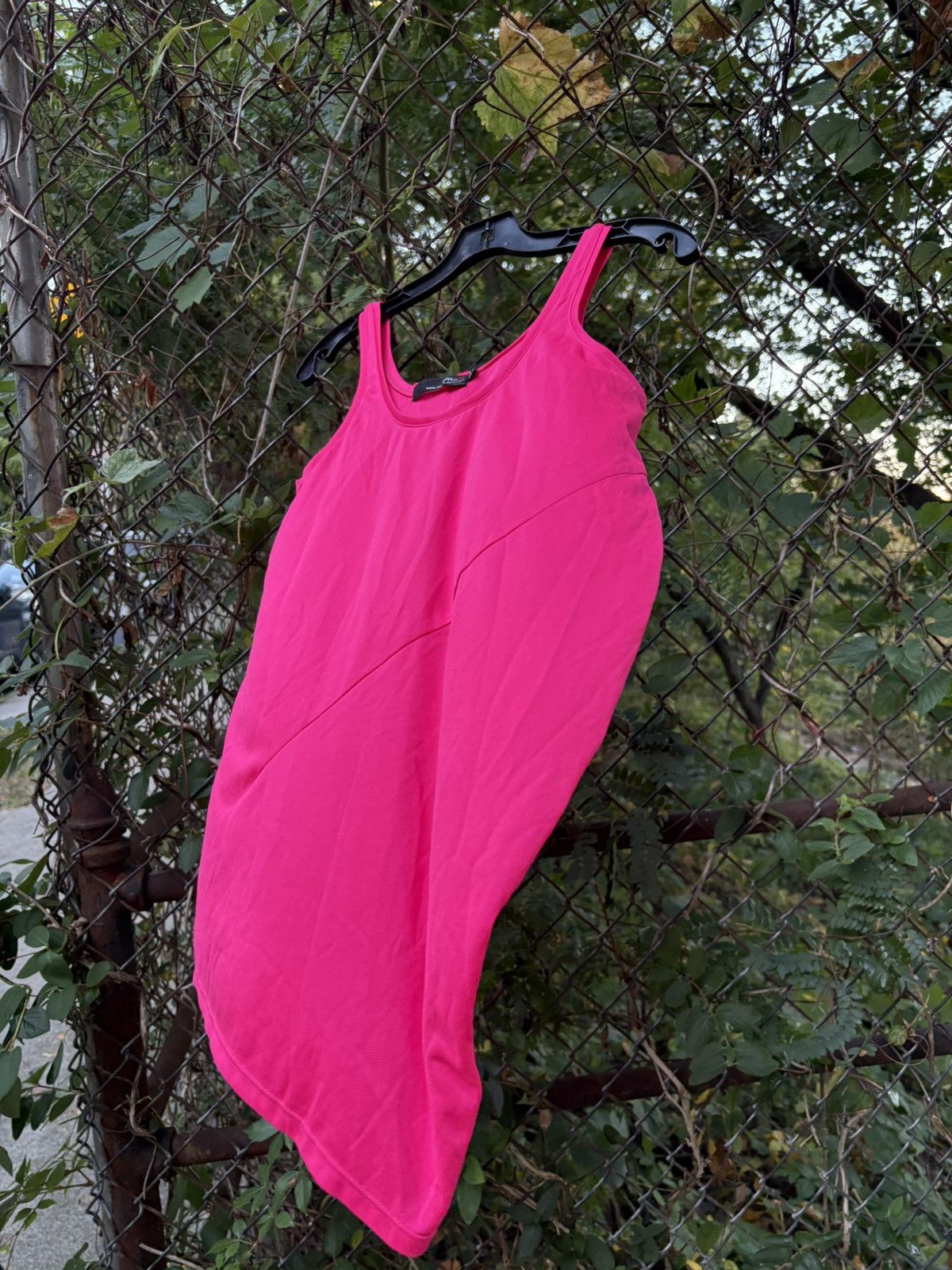 RLX Ralph Lauren RLX Ralph Lauren Technical Tank — Asymmetric Top in Fuchsia Size S / US 4 / IT 40 - 1 Thumbnail