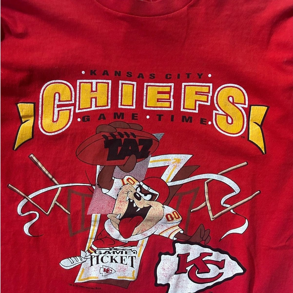 Vintage 90s Vintage Kansas City Chiefs Looney Tunes Taz Red Shirt -L Size US L / EU 52-54 / 3 - 2 Thumbnail