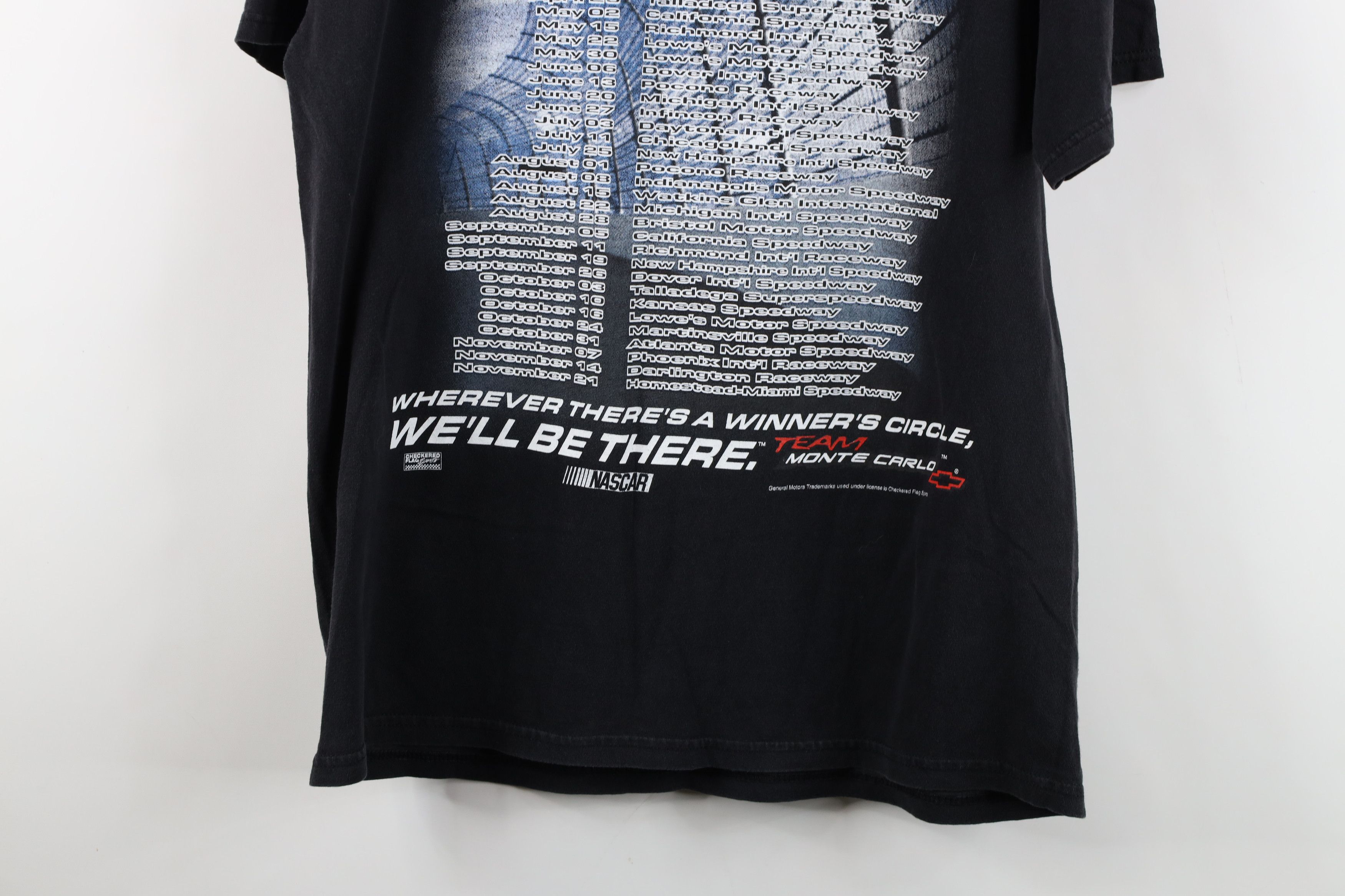 Vintage Vintage Y2K 2004 Nascar Print Chevrolet Monte Carlo T-Shirt Size US L / EU 52-54 / 3 - 14 Thumbnail
