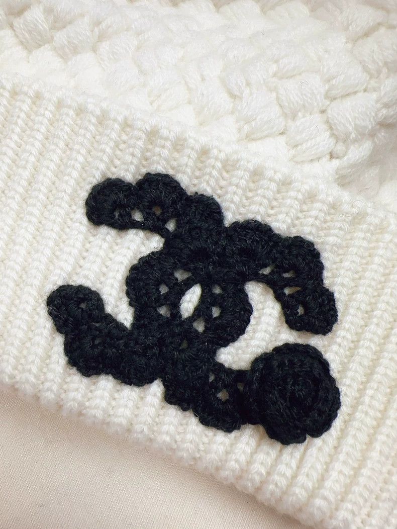 Chanel Chanel 25A new beige pineapple knitted cold hat Size ONE SIZE - 4 Thumbnail