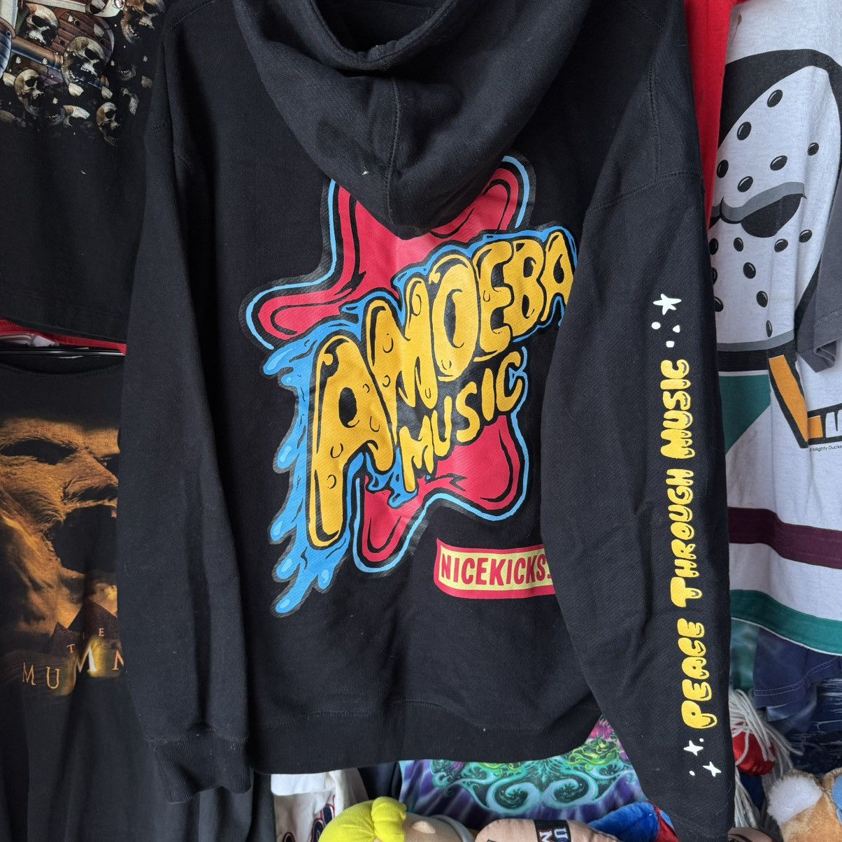 Band Tees × Nice Kicks AMOEBA MUSIC x NICEKICKS NEW CAPSULE COLLECTION HOODIE HYPE Size US XL / EU 56 / 4 - 2 Thumbnail