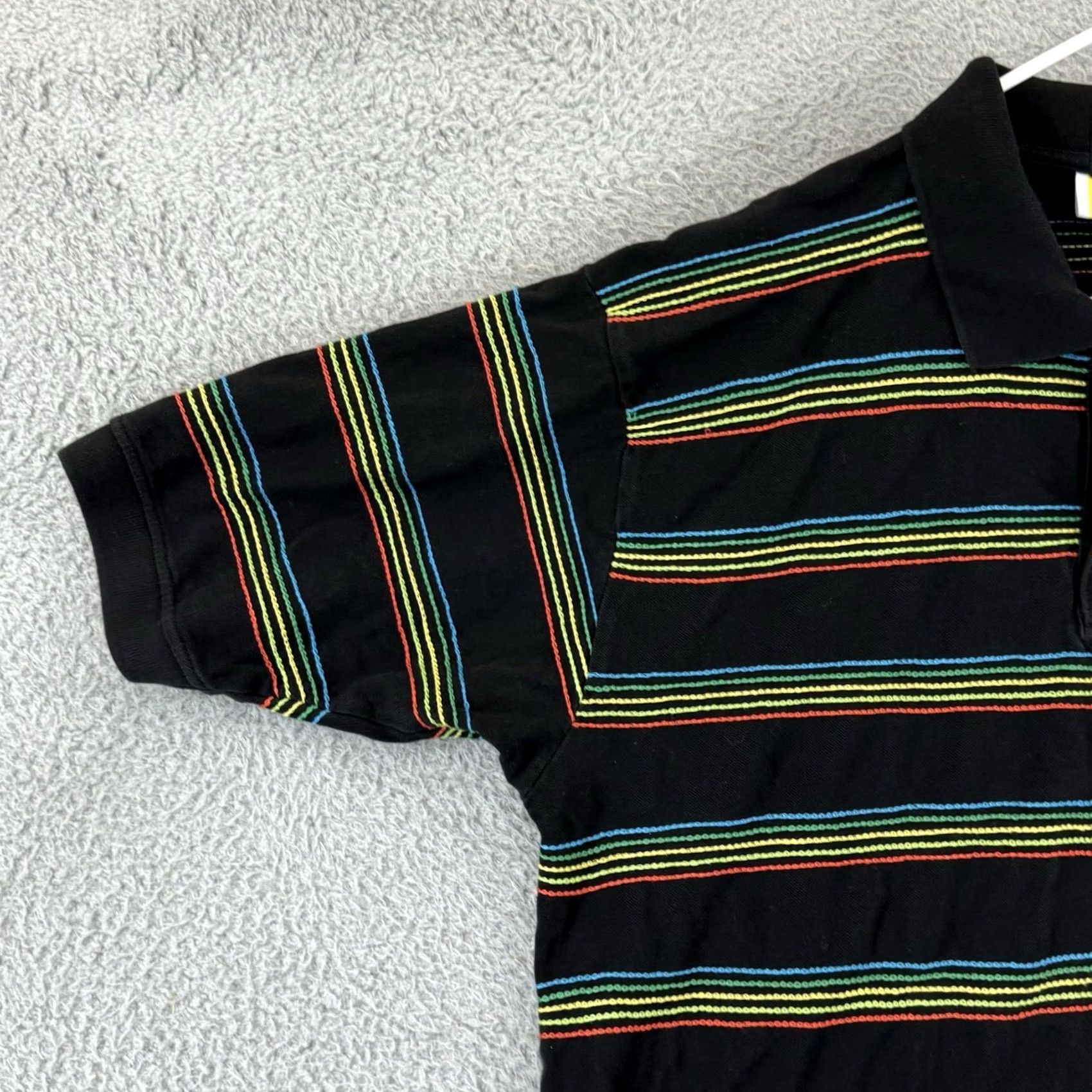 Coogi VINTAGE COOGI Shirt Men 2XL Black Polo Striped Textured Y2K Short Sleeve Hip Hop Shirt Mens 90s Grunge Retro City Short Sleeve Polo Polo Size US XXL / EU 58 / 5 - 4 Thumbnail