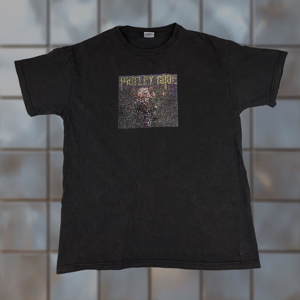 Delta VINTAGE Delta Motley Crue Shirt Mens L Black Short Sleeve Graphic Print 90s Band USA Size US L / EU 52-54 / 3 - 1 Thumbnail