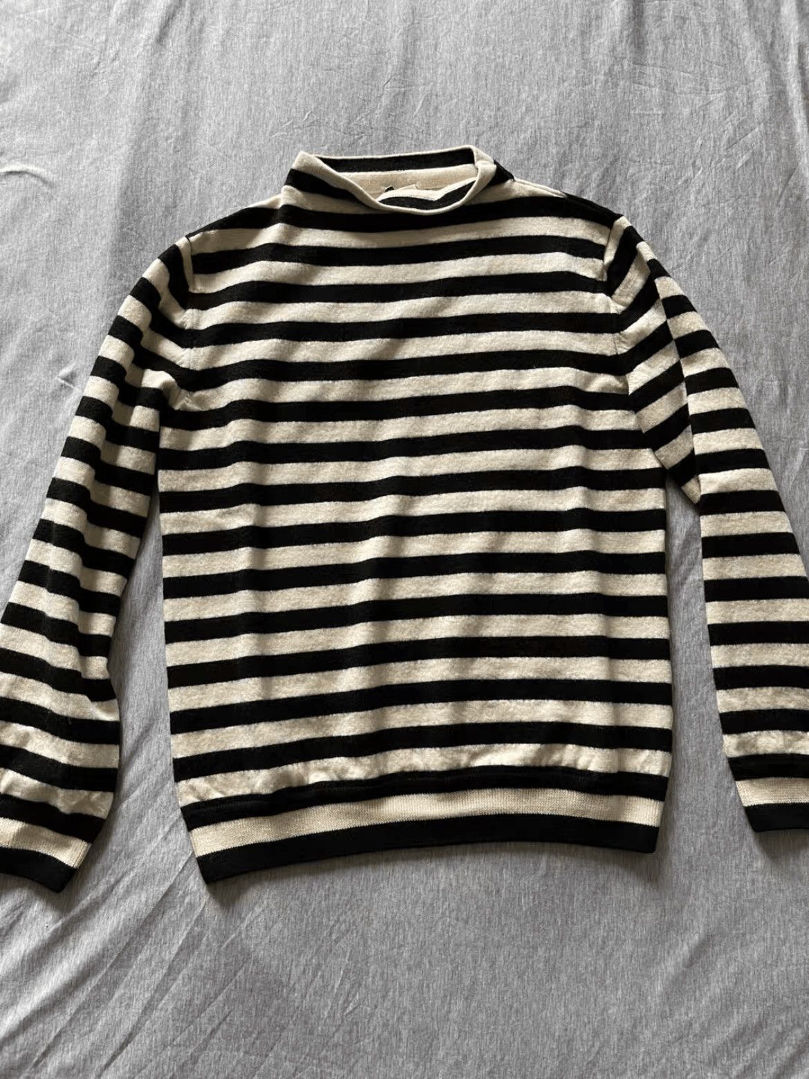 Saint Laurent Paris Saint Laurent Paris 15AW Runway Stripe Knitwear Size US L / EU 52-54 / 3 - 1 Thumbnail