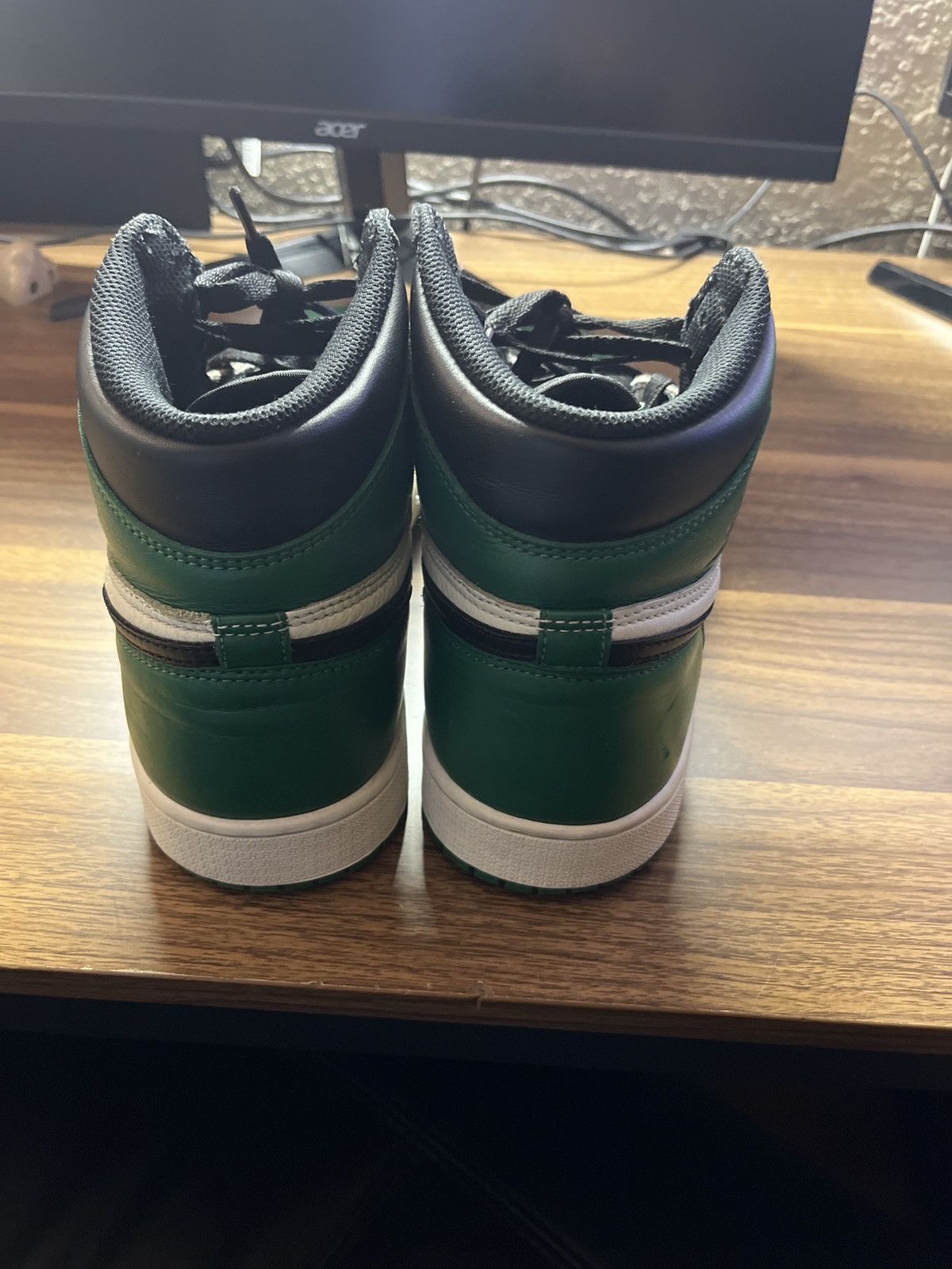 Jordan Brand Jordan 1 Pine green 1.0 2018 Size US 12 / EU 45 - 3 Thumbnail