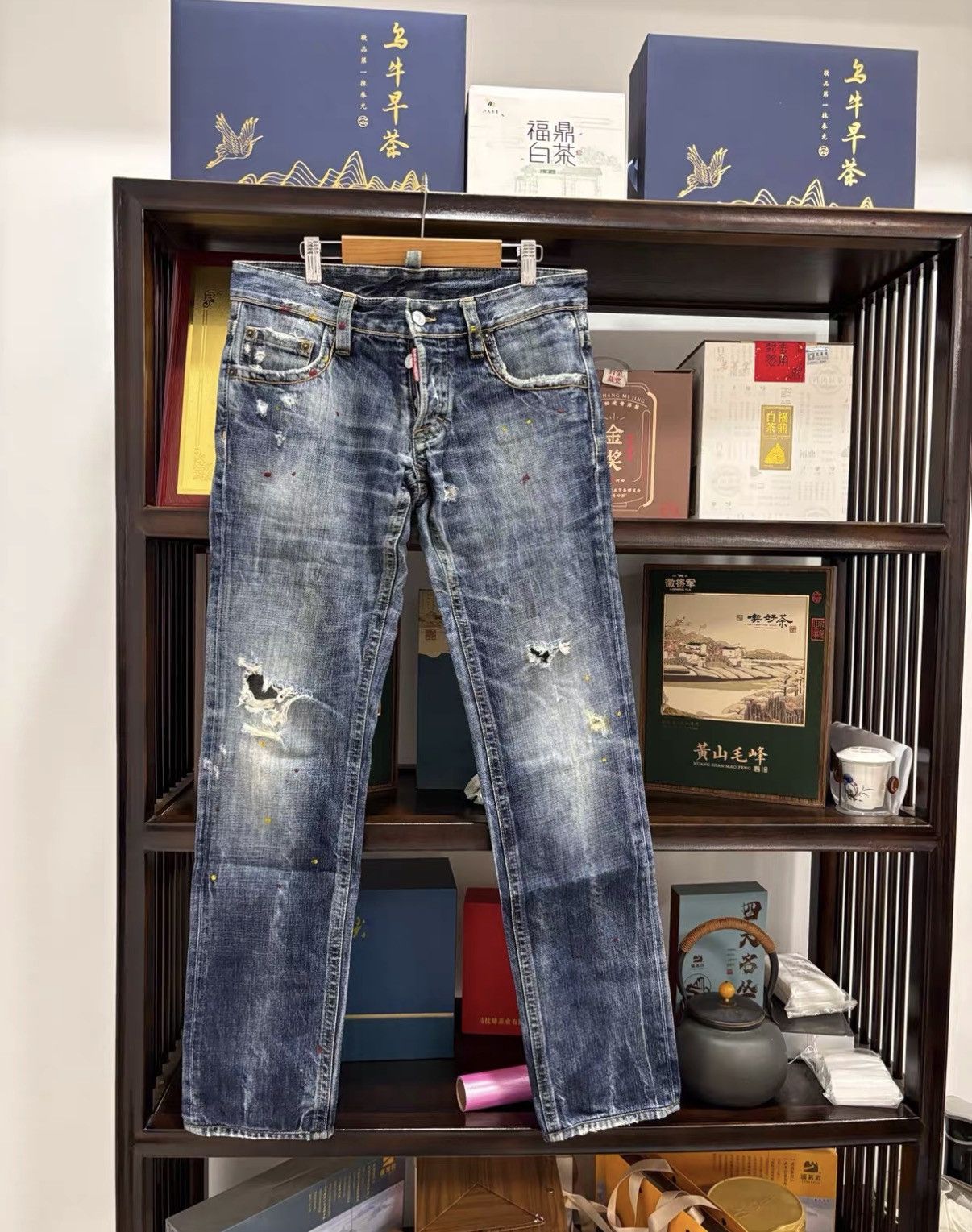 Dsquared2 DSquared2 Jeans J2 Size US 30 / EU 46 - 1 Thumbnail