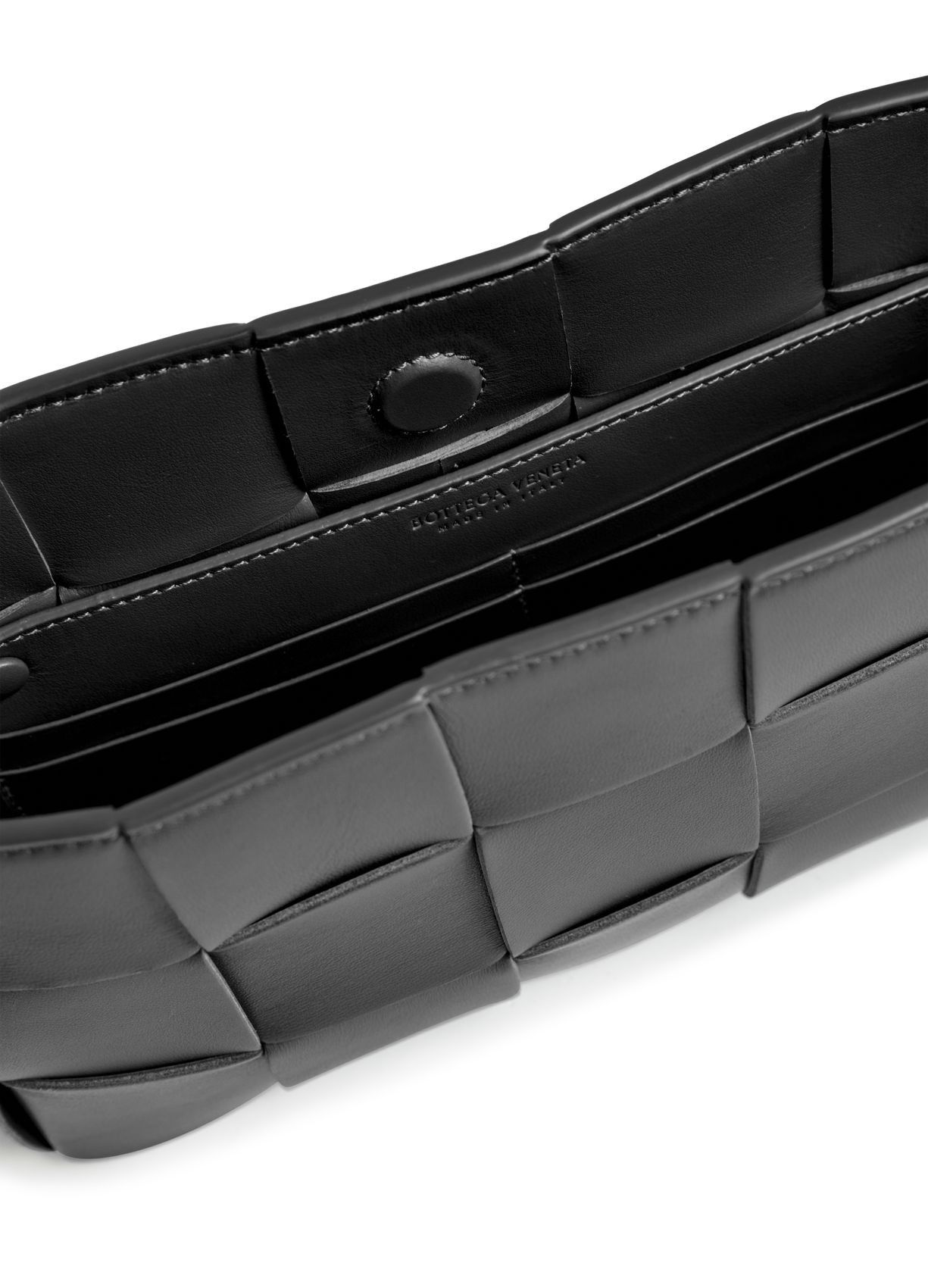 Bottega Veneta o1loc1c0824 Size: OS / Cassette Pouch in Black Size ONE SIZE - 2 Thumbnail