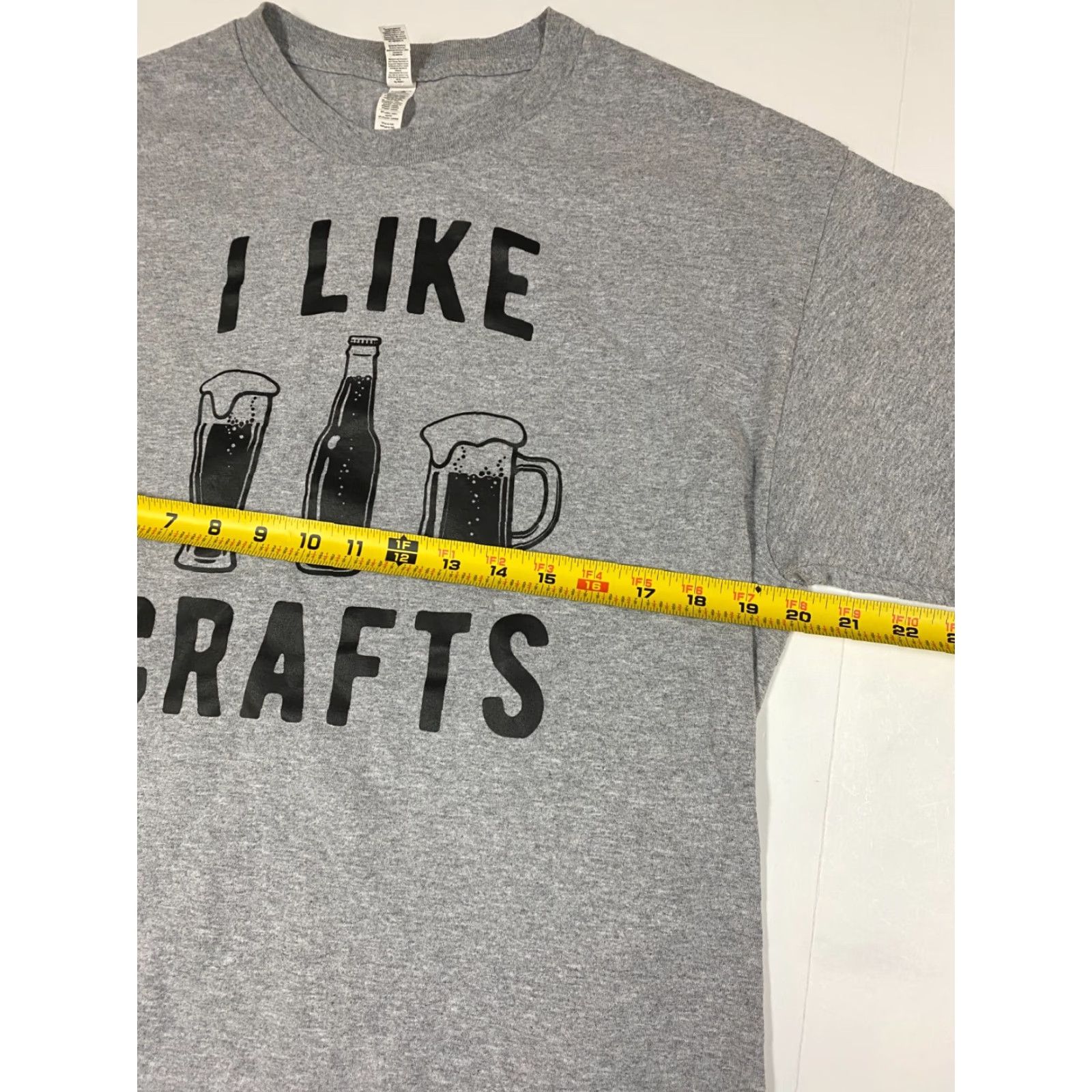 Vintage **Alstyle Apparel & Activewear Mens Large Gray Beer T-Shirt** User: **Alstyle Apparel & Activewear Mens Large Gray Graphic Beer T-Shirt** Size US L / EU 52-54 / 3 - 6 Thumbnail