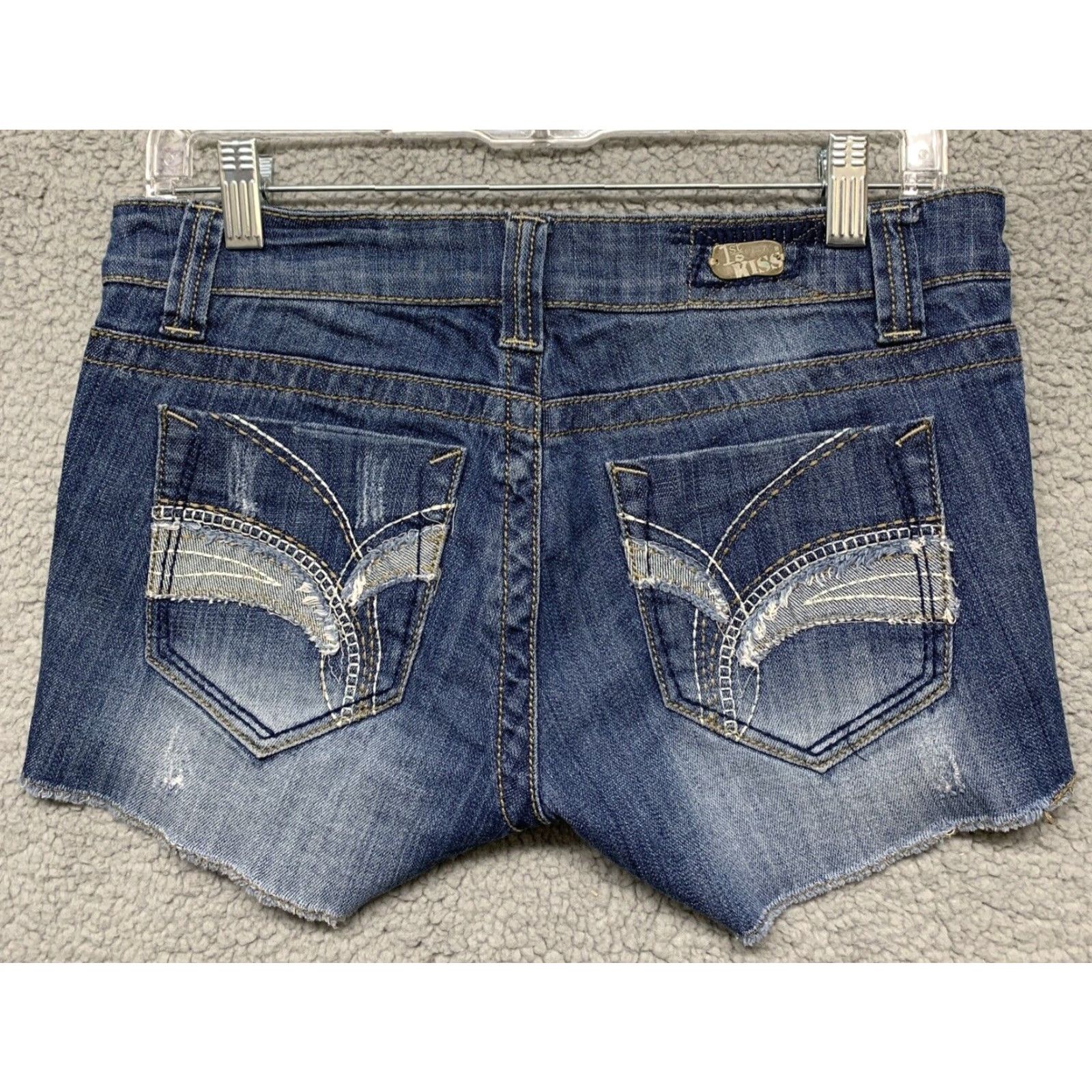 Denime 1st Kiss Blue Denim Shorts Junior Misses Stretch 31" Waist 7" Low Rise XS Women Casual Summer Beach Volleyball Walking Size 26" / US 2 / IT 38 - 5 Thumbnail