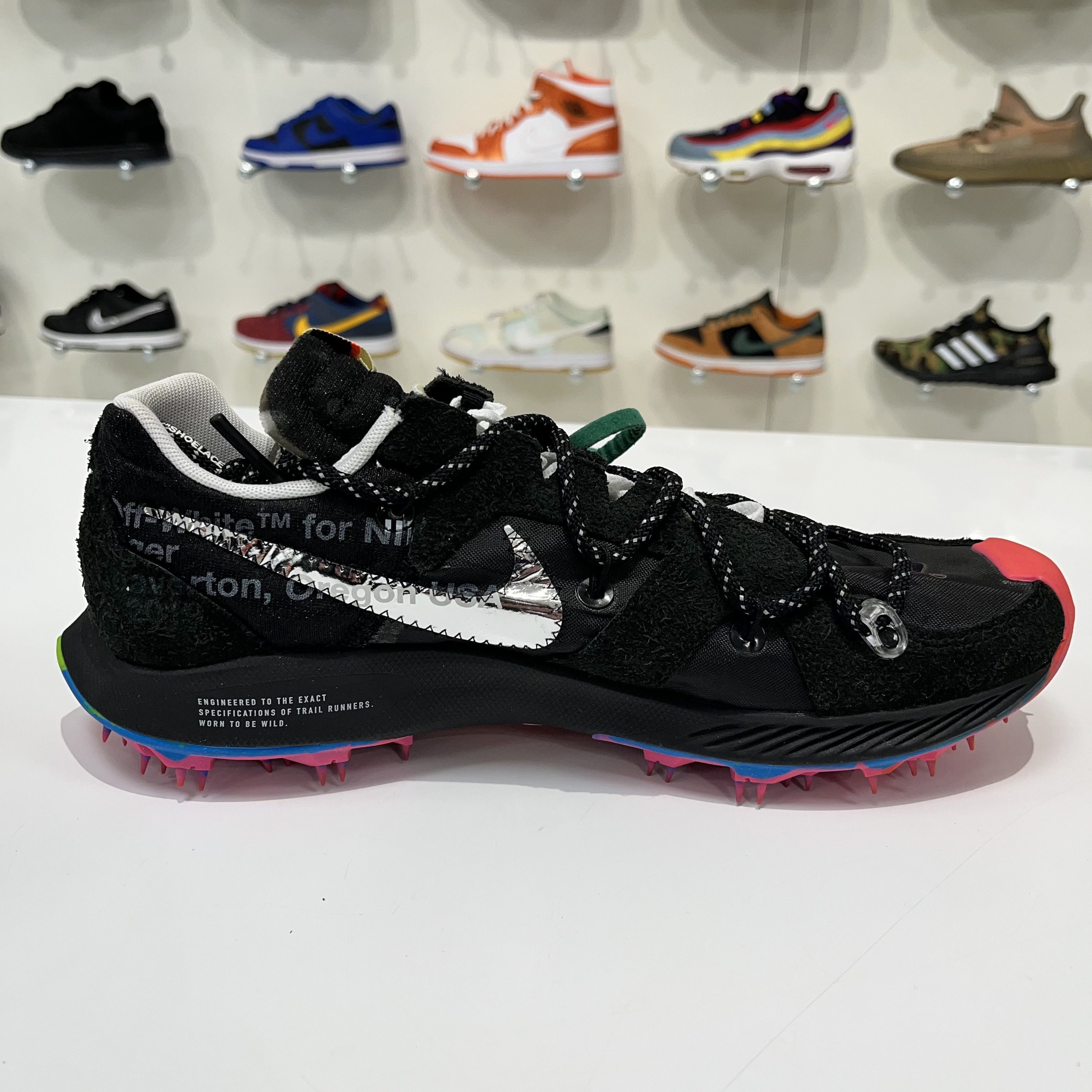 Nike × Off-White Nike Zoom Terra Kiger 5 x Off-White Black (W) Size US 10 / IT 40 - 12 Thumbnail