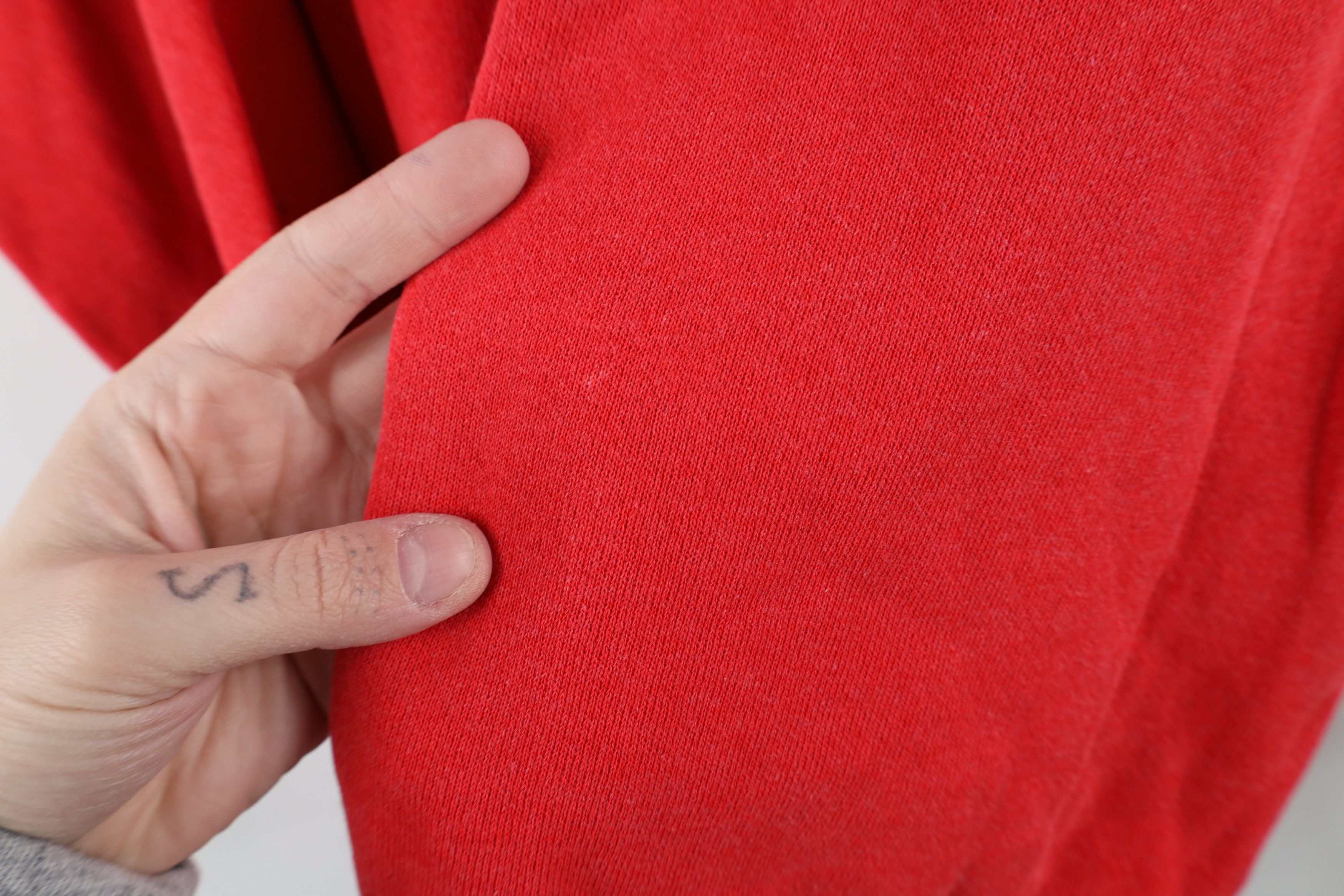 Vintage Vintage 70s 80s Streetwear Crewneck Sweatshirt Red USA Size US L / EU 52-54 / 3 - 5 Thumbnail