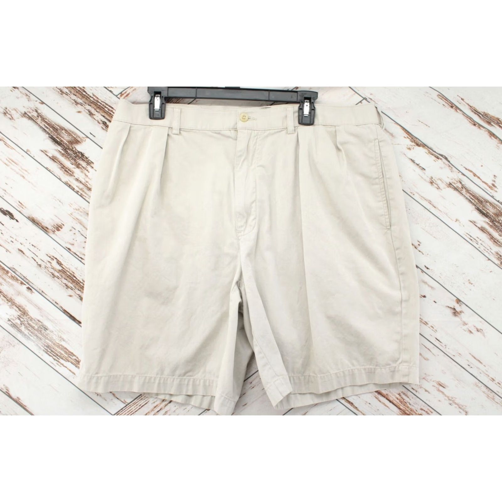 Polo Ralph Lauren VINTAGE Polo Ralph Lauren Tayler Shorts Mens 38 Beige Pleated Front Preppy Vacation Polo Ralph Lauren Shorts Mens 38 Beige Pleated Front Size US M / EU 48-50 / 2 - 2 Thumbnail
