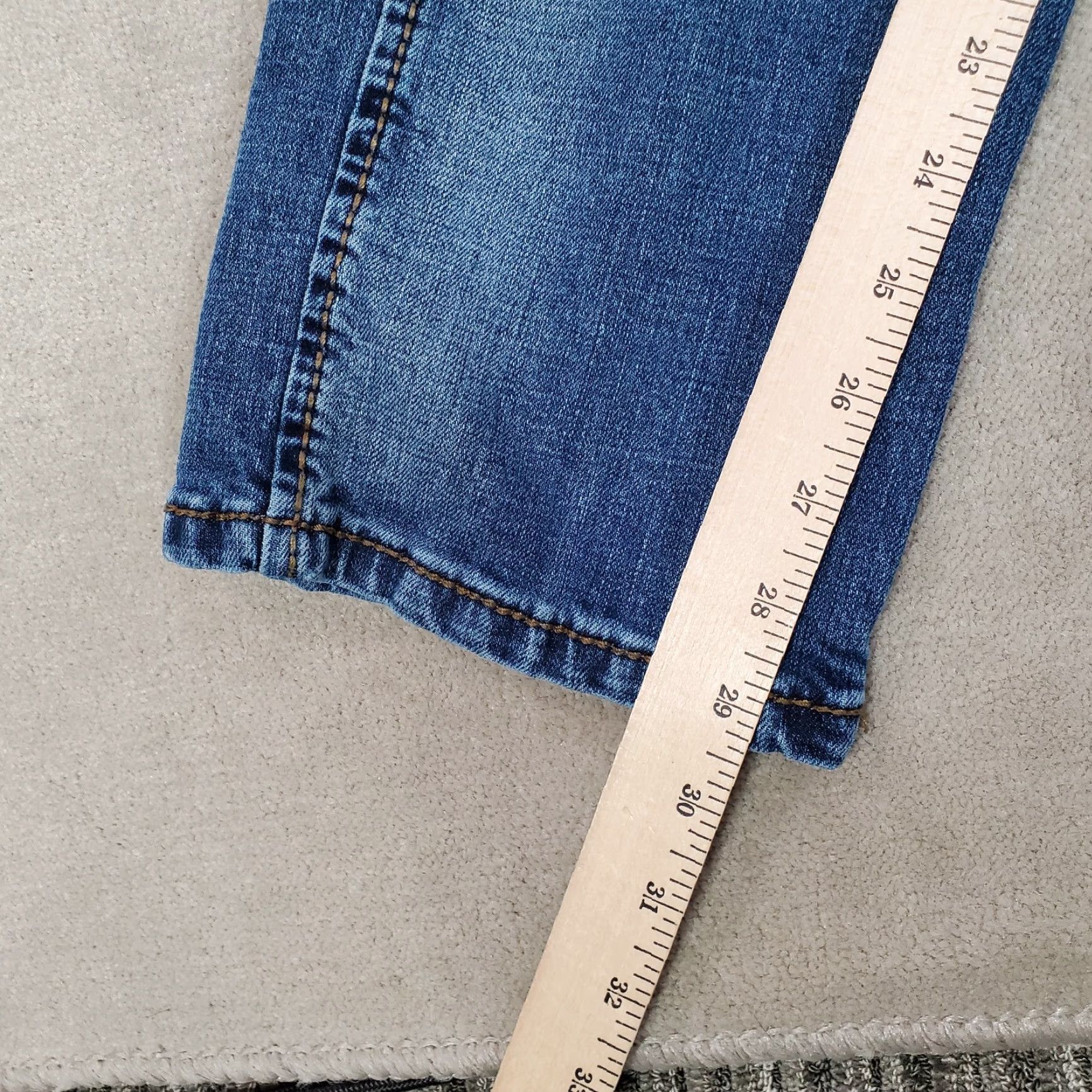 Wrangler Wrangler Retro Jeans Mens 30x29 Blue Slim Straight Leg Dark Wash Denim Cotton Logo Western Cowboys Southwestern Size US 30 / EU 46 - 4 Thumbnail