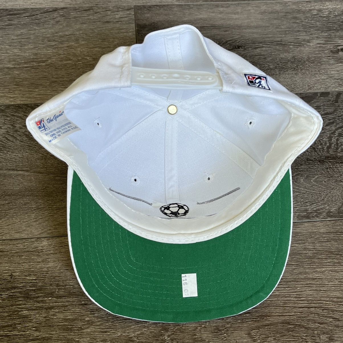 Vintage New Vintage 90s Holy Cross College Soccer Logo Hat SnapBack Size ONE SIZE - 2 Thumbnail